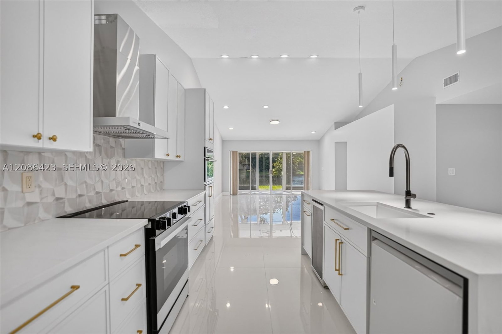Real estate property located at 14298 Ruby Pointe Dr, Palm Beach, Emerald Pointe 1, Delray Beach, FL