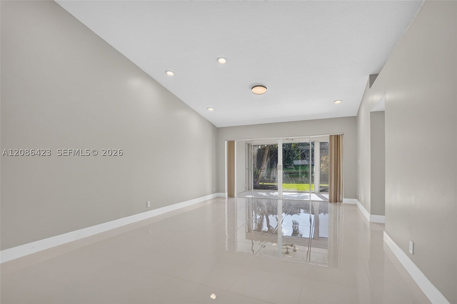 Real estate property located at 14298 Ruby Pointe Dr, Palm Beach, Emerald Pointe 1, Delray Beach, FL