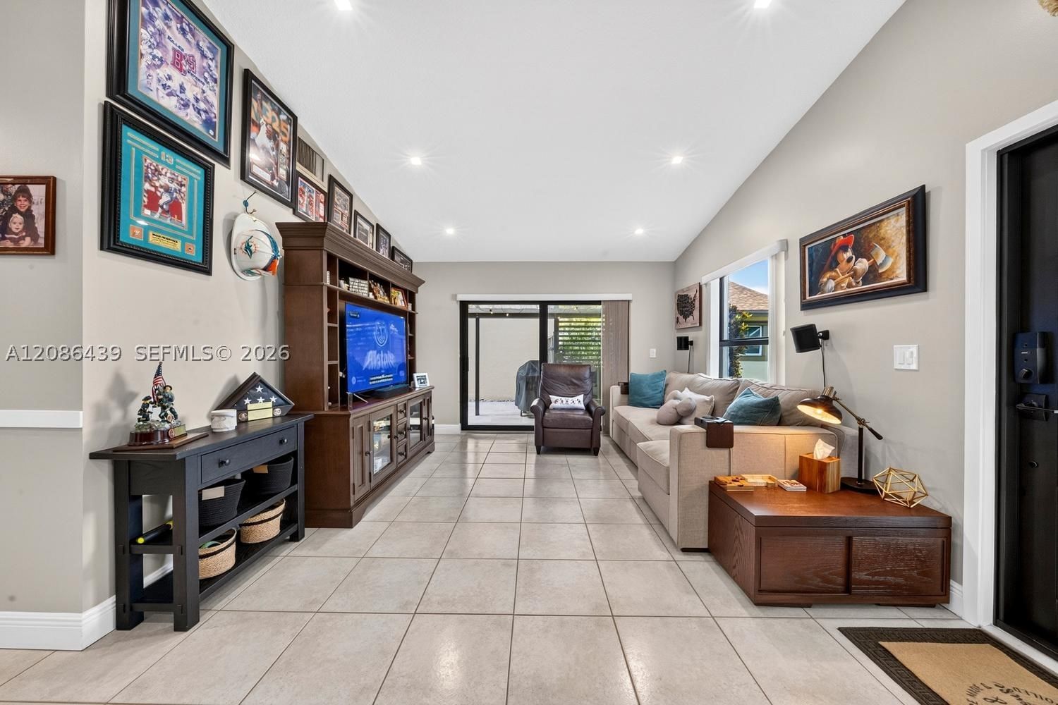 Real estate property located at 5609 97th Ter, Broward, Countryside West, Cooper City, FL