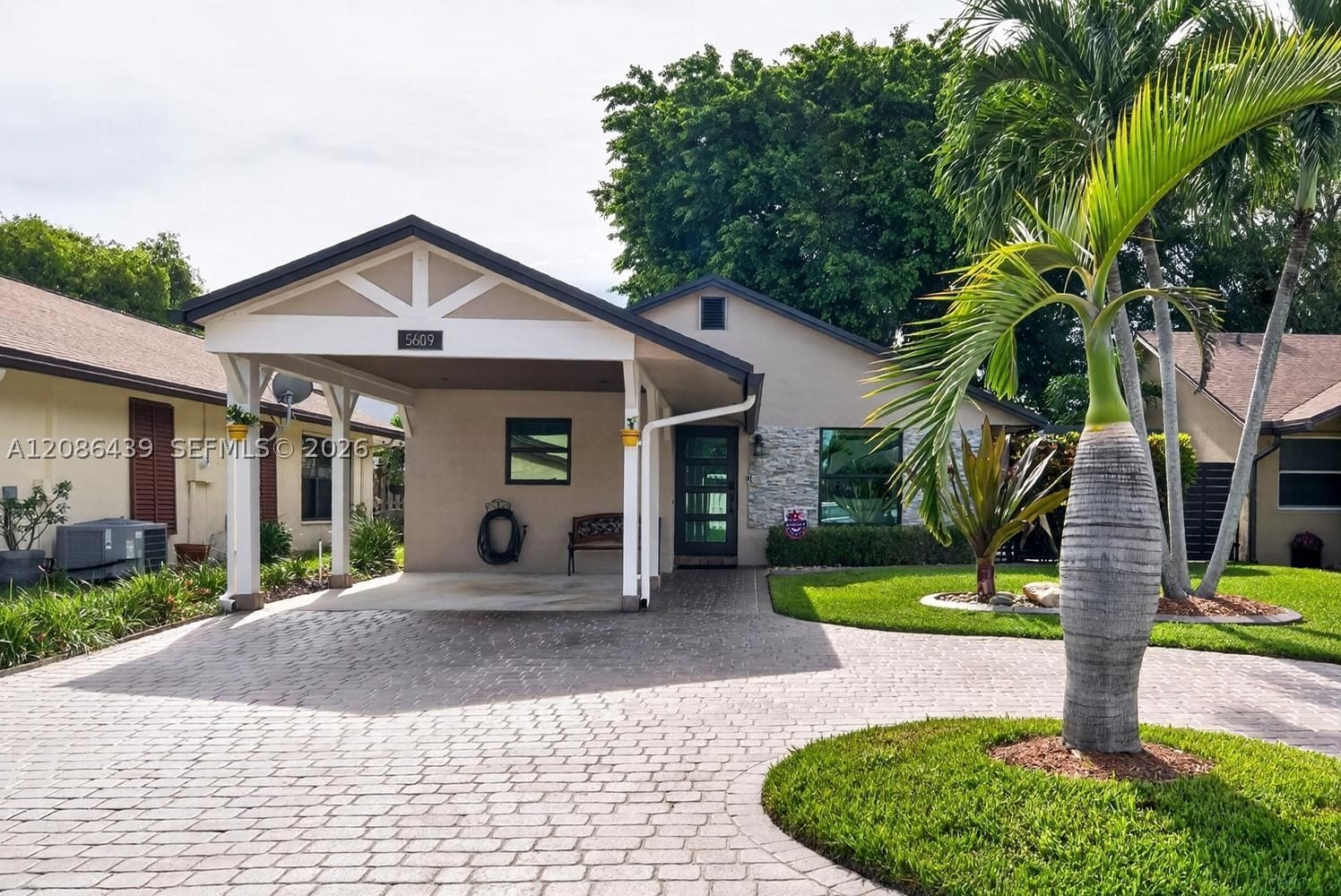 Real estate property located at 5609 97th Ter, Broward, Countryside West, Cooper City, FL