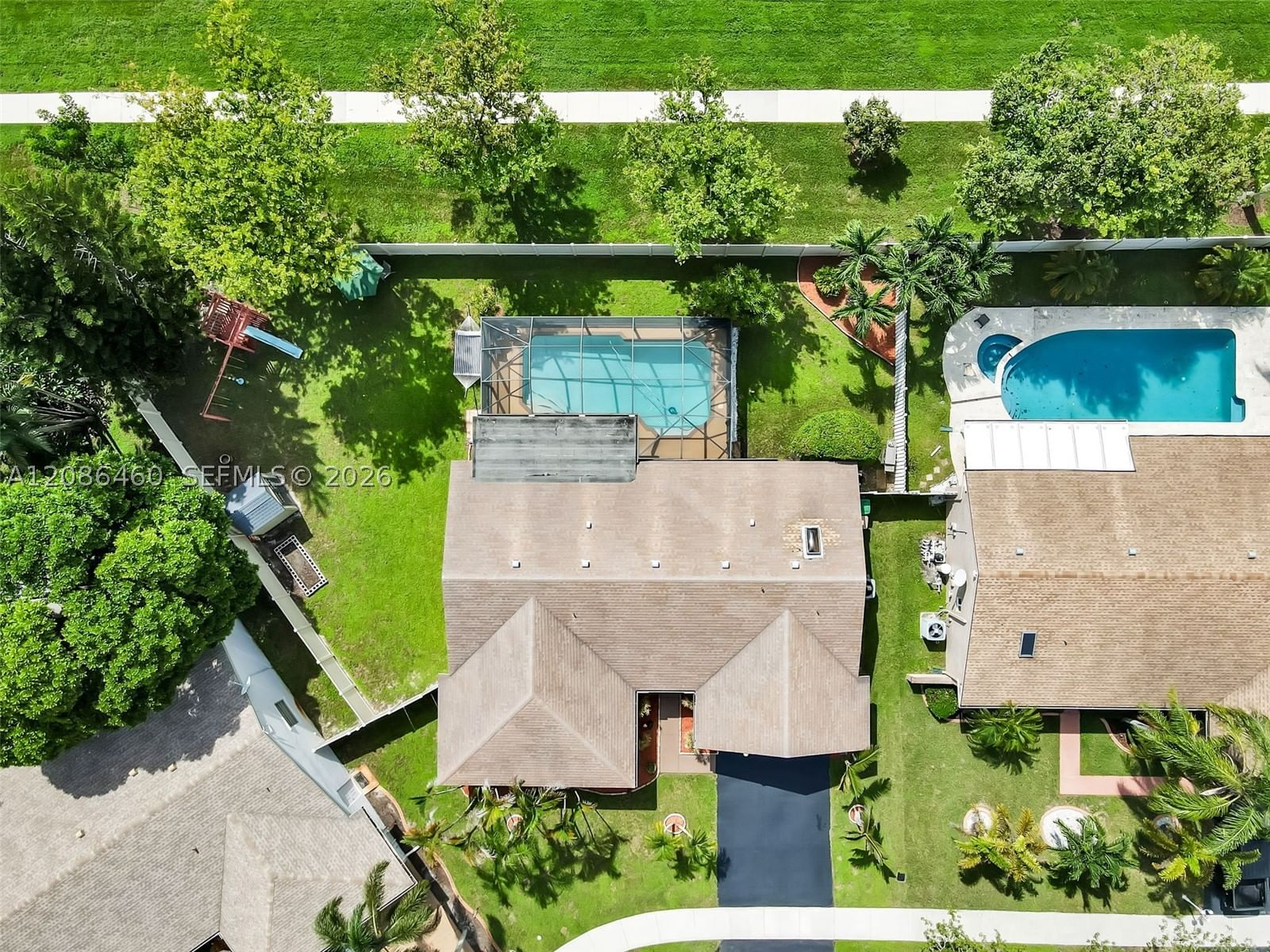 Real estate property located at 1361 White Stone Way, Broward, Shenandoah Section Four, Davie, FL