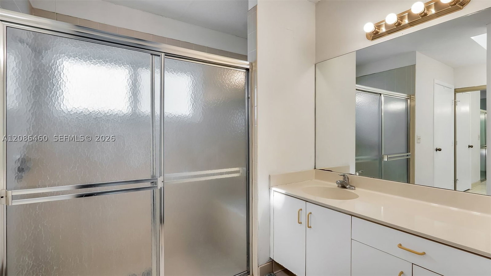 Real estate property located at 1361 White Stone Way, Broward, Shenandoah Section Four, Davie, FL