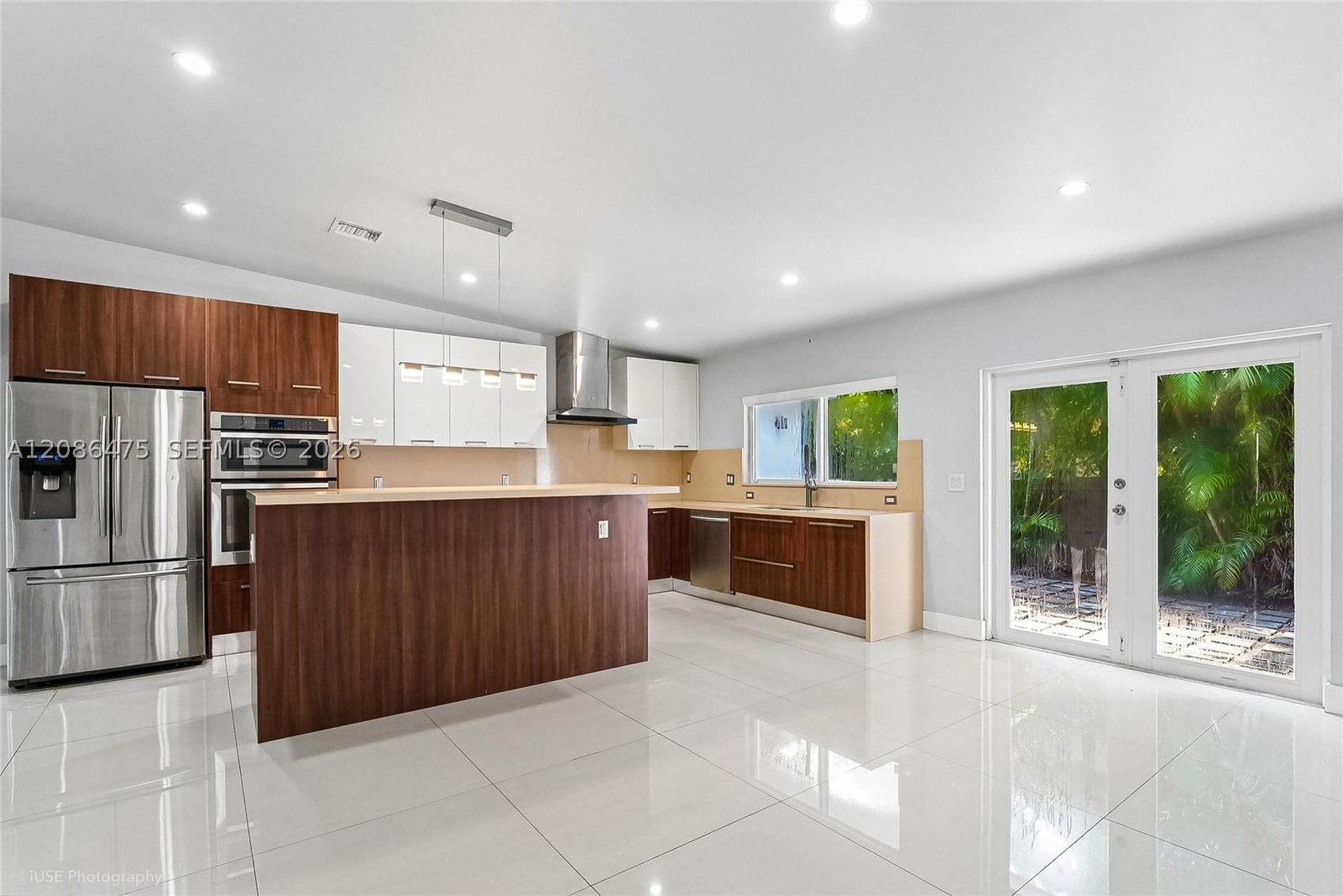 Real estate property located at 101 Palmetto Dr, Miami-dade, Country Club Estates Sec, Miami Springs, FL
