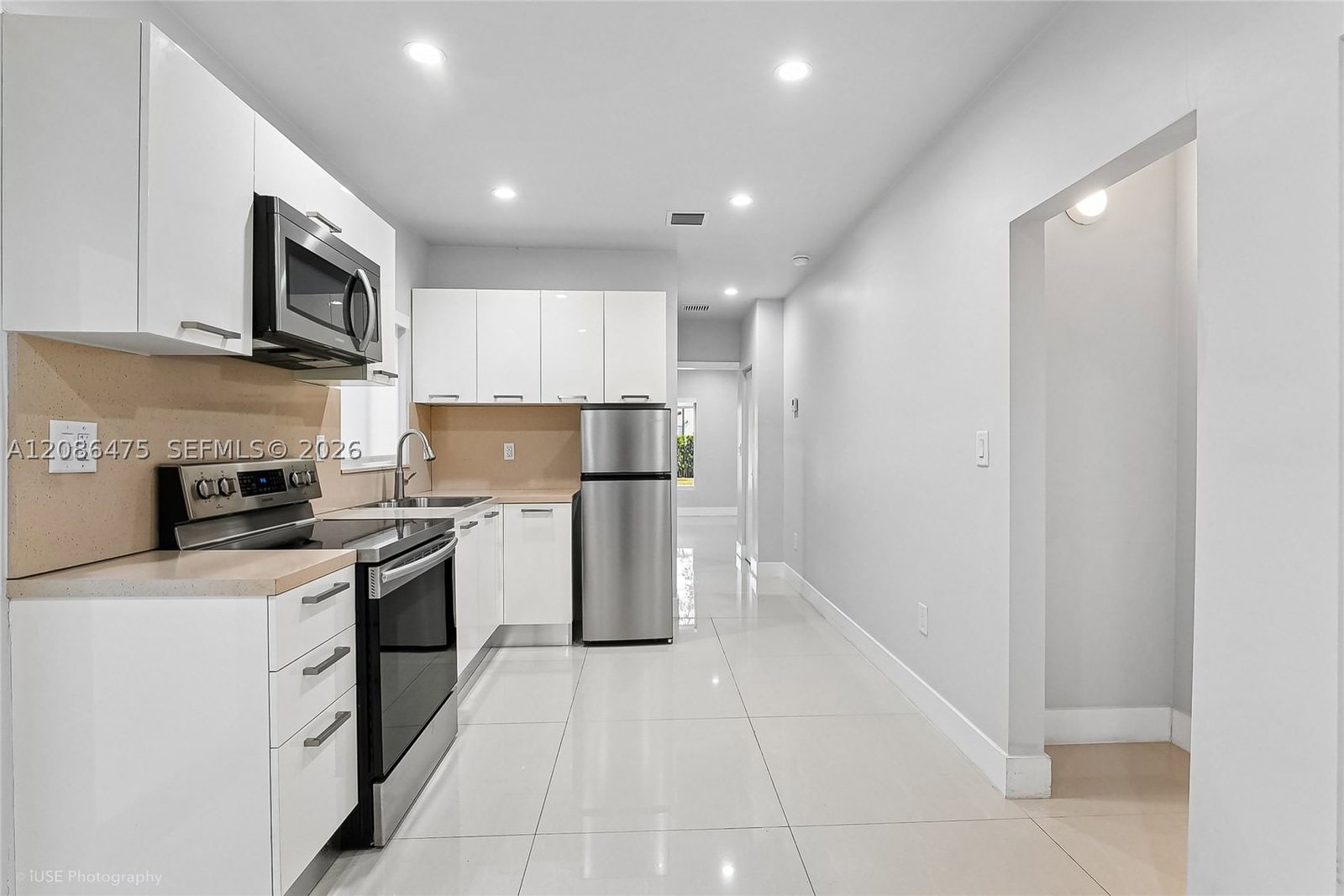 Real estate property located at 101 Palmetto Dr, Miami-dade, Country Club Estates Sec, Miami Springs, FL