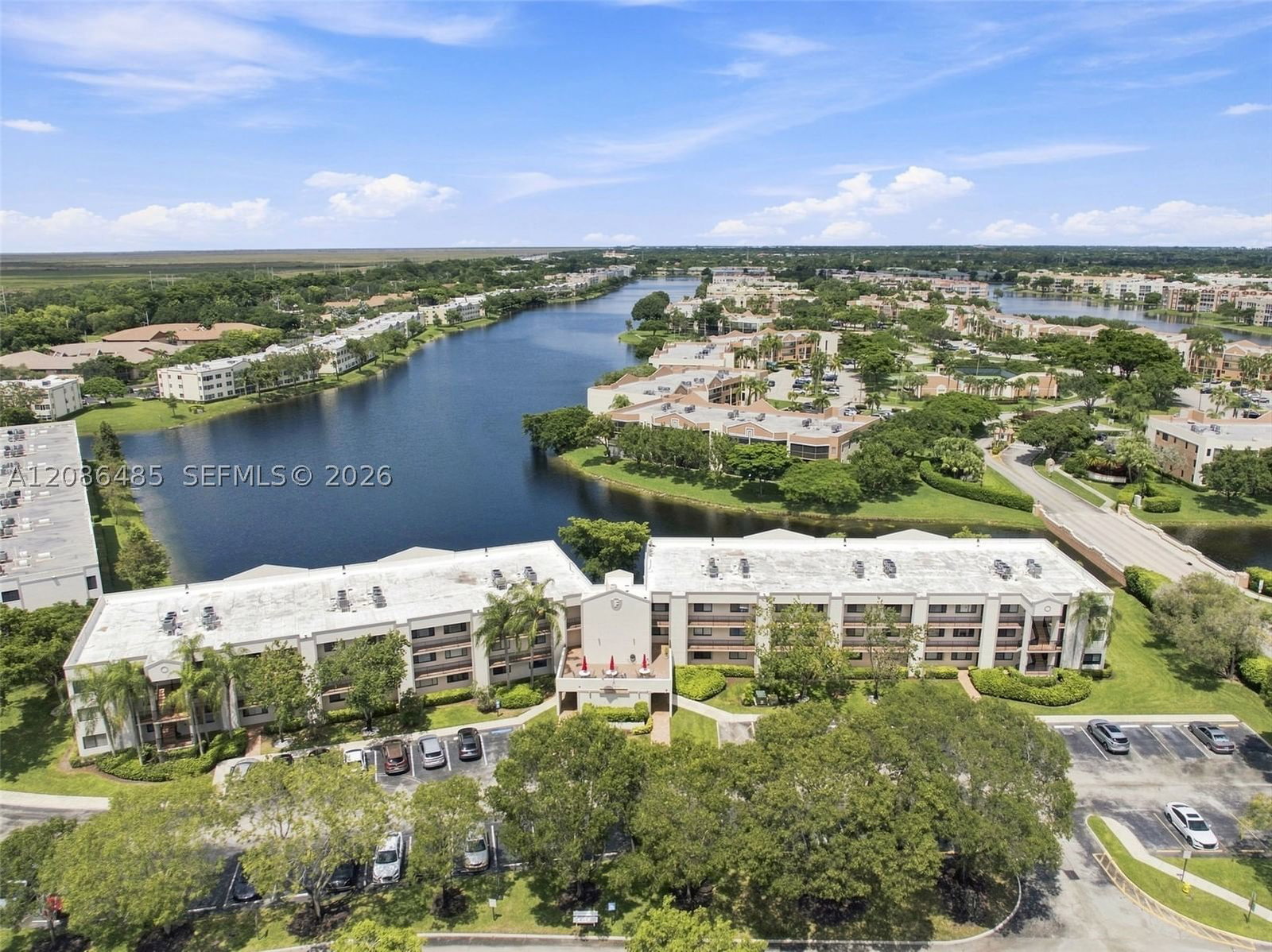 Real estate property located at 10668 Clairmont Cir #303, Broward, Clairmont Condominium F, Tamarac, FL
