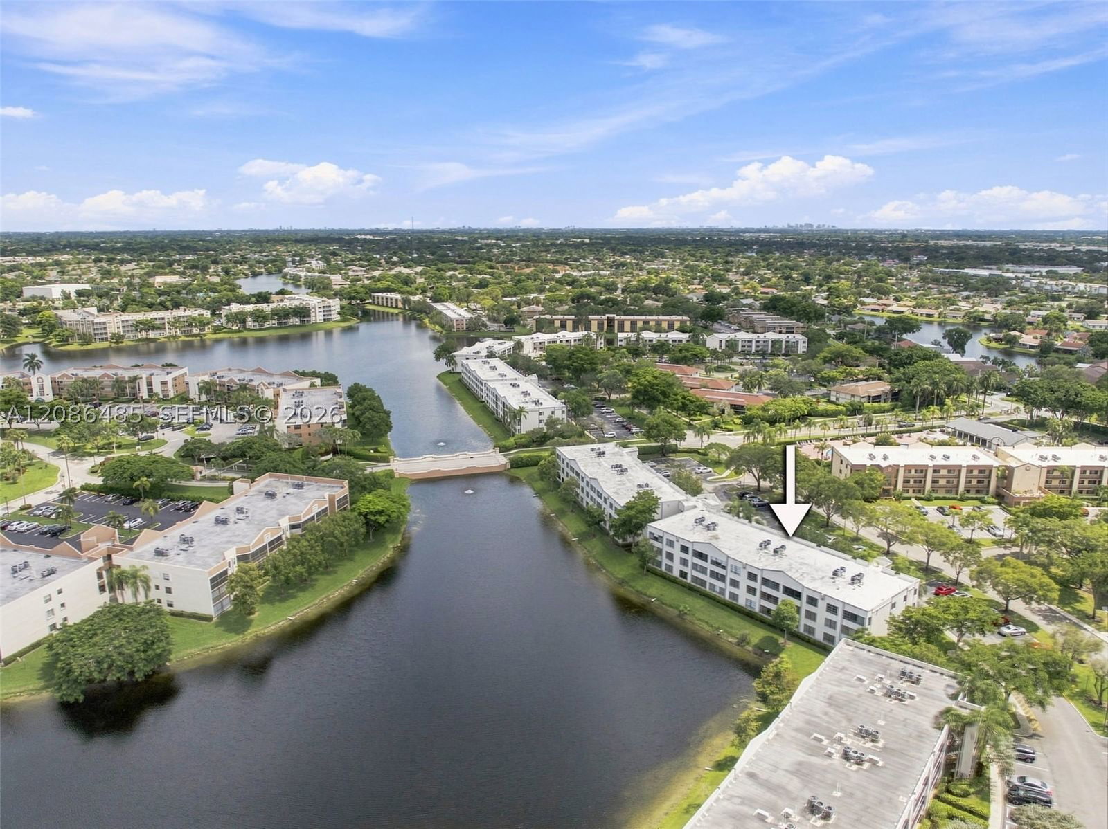 Real estate property located at 10668 Clairmont Cir #303, Broward, Clairmont Condominium F, Tamarac, FL