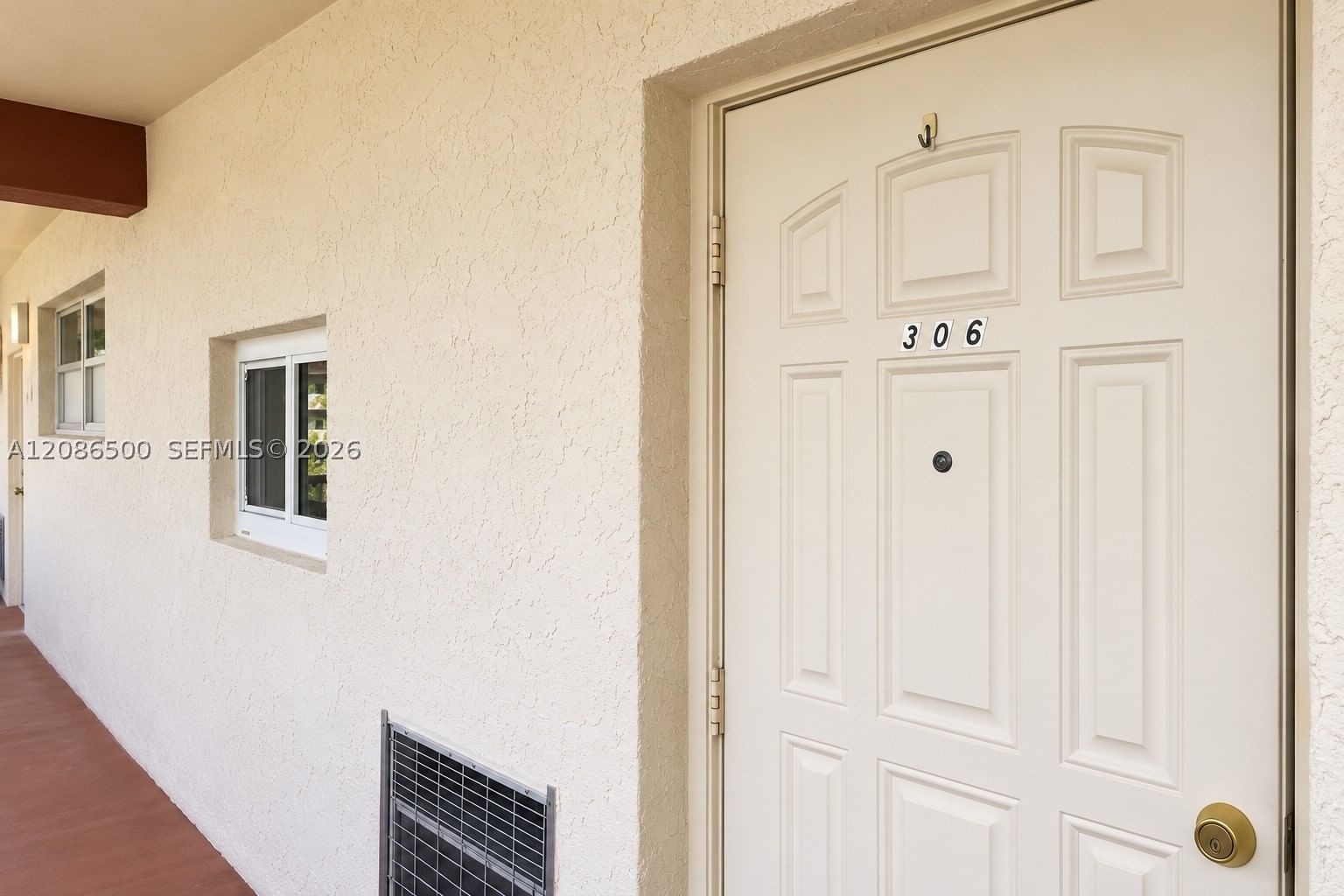 Real estate property located at 400 Hollybrook Dr #306, Broward, Hollybrook Golf And, Pembroke Pines, FL