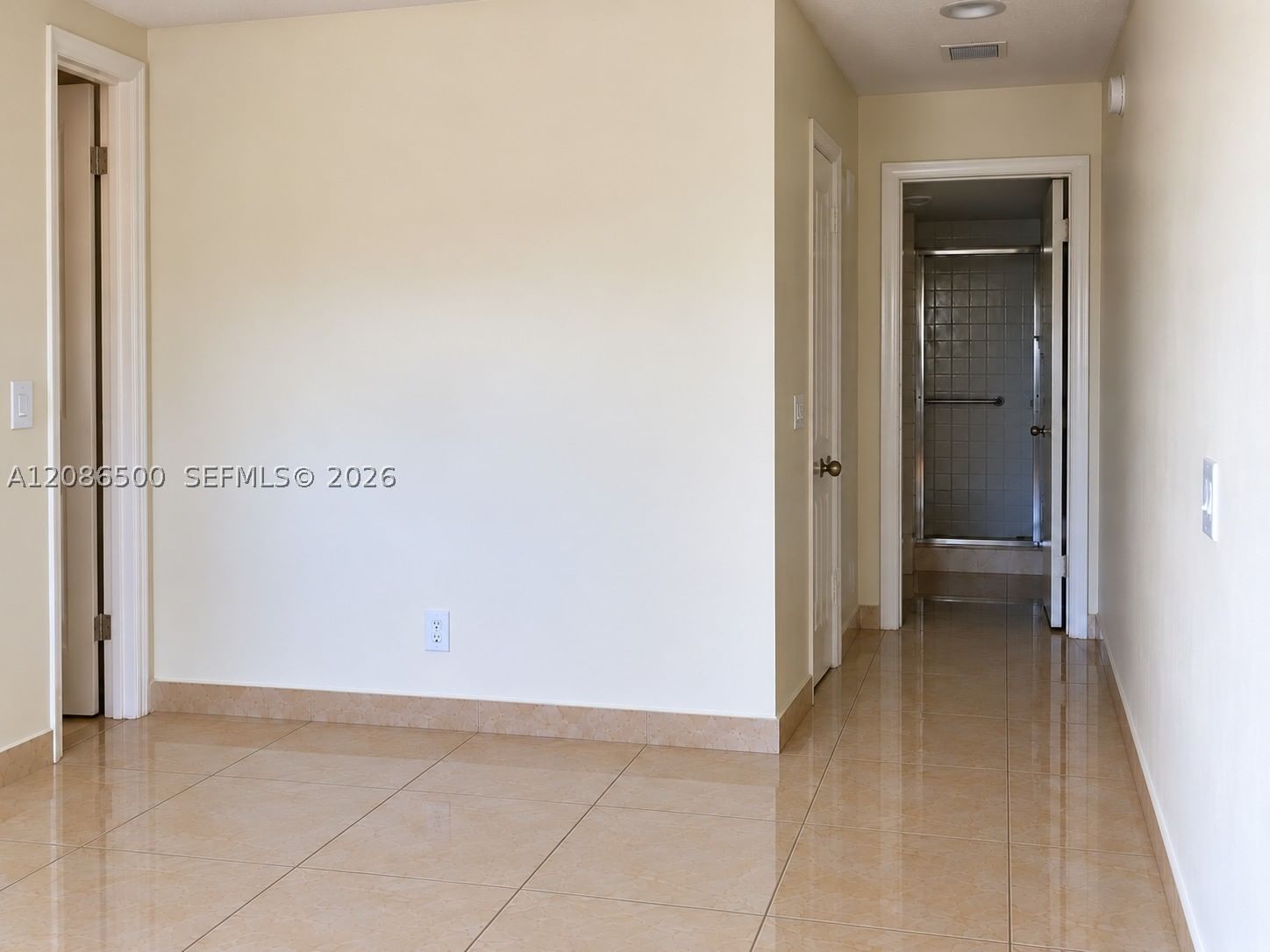 Real estate property located at 400 Hollybrook Dr #306, Broward, Hollybrook Golf And, Pembroke Pines, FL