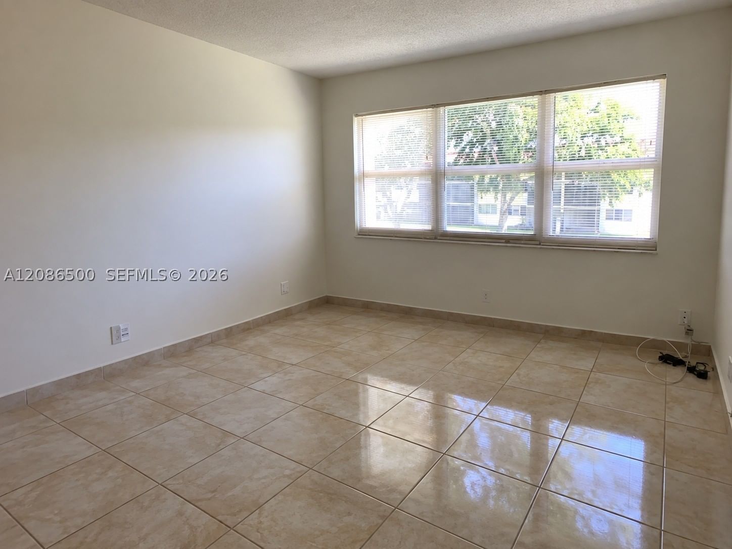 Real estate property located at 400 Hollybrook Dr #306, Broward, Hollybrook Golf And, Pembroke Pines, FL