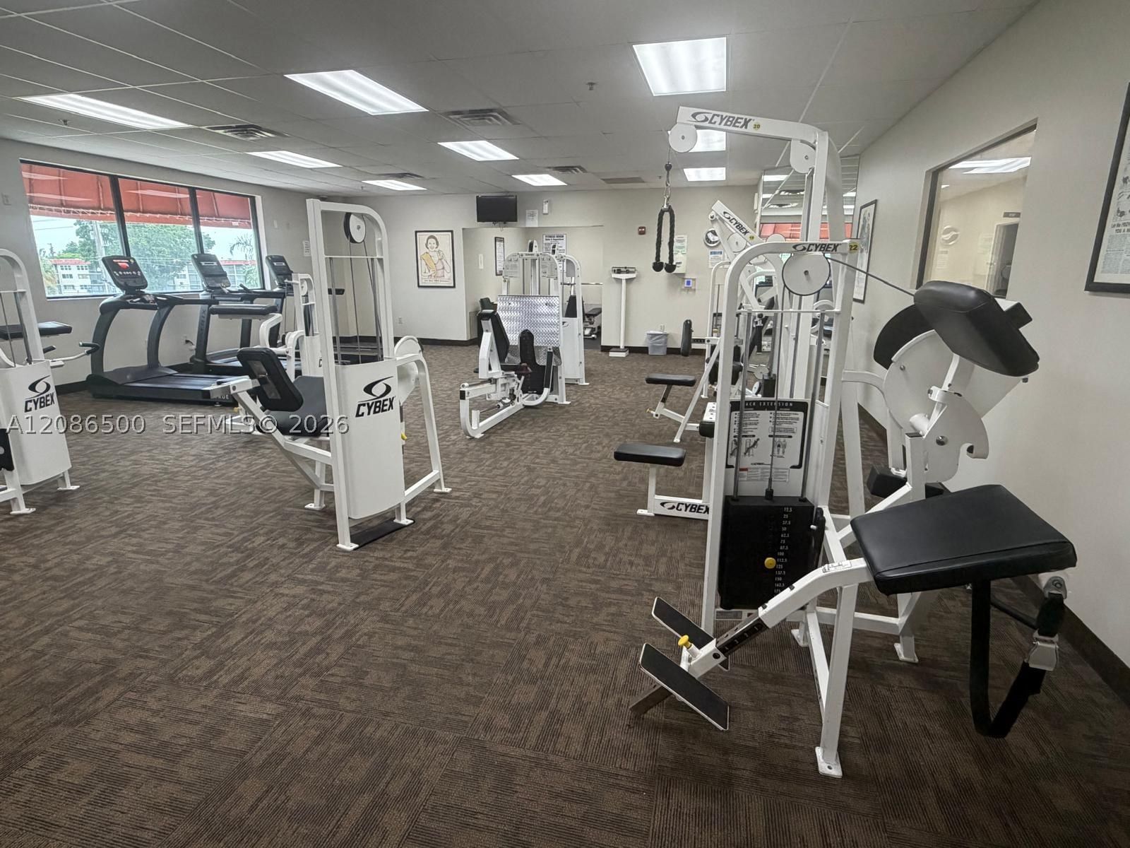 Real estate property located at 400 Hollybrook Dr #306, Broward, Hollybrook Golf And, Pembroke Pines, FL