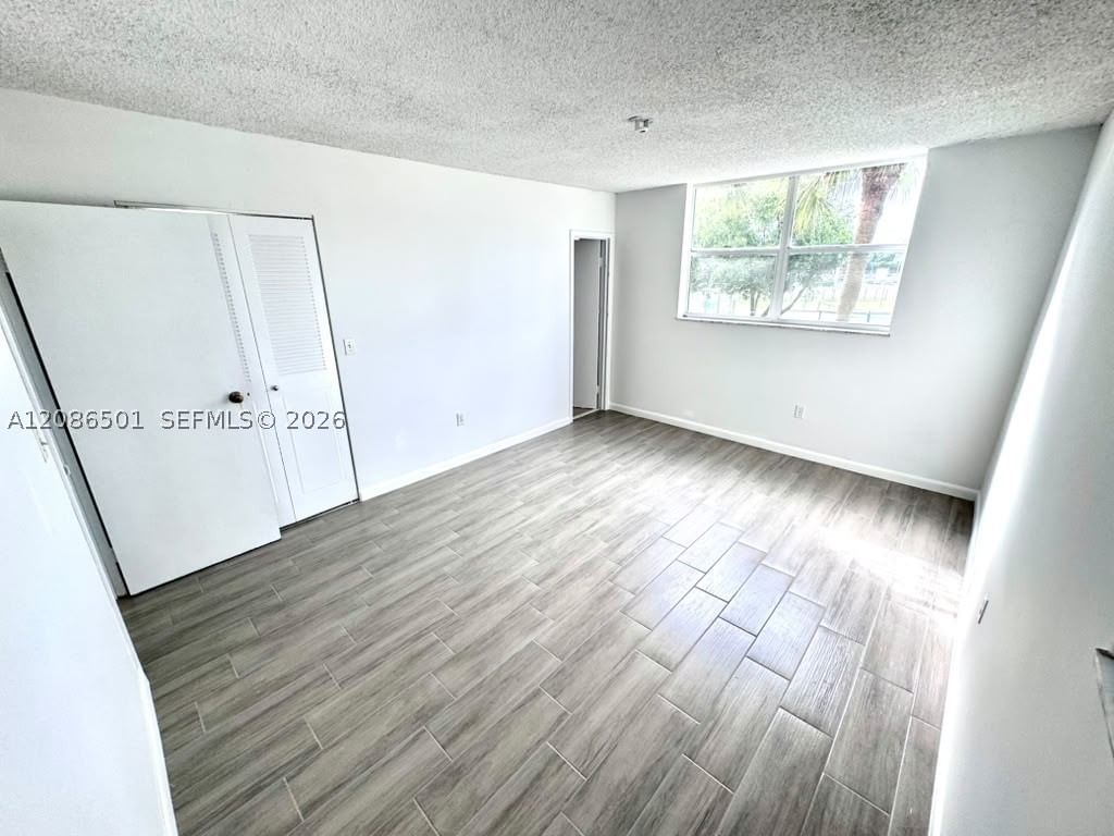 Real estate property located at 1800 81st Ave #1204, Broward, Courtyards Of Broward Con, North Lauderdale, FL