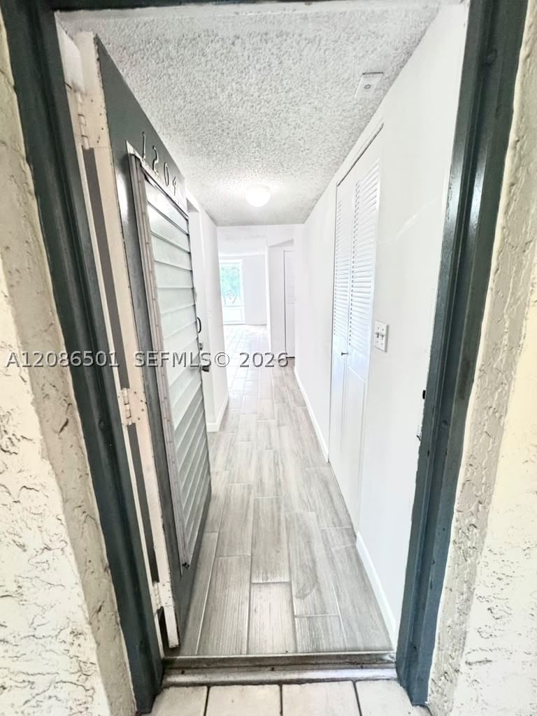 Real estate property located at 1800 81st Ave #1204, Broward, Courtyards Of Broward Con, North Lauderdale, FL