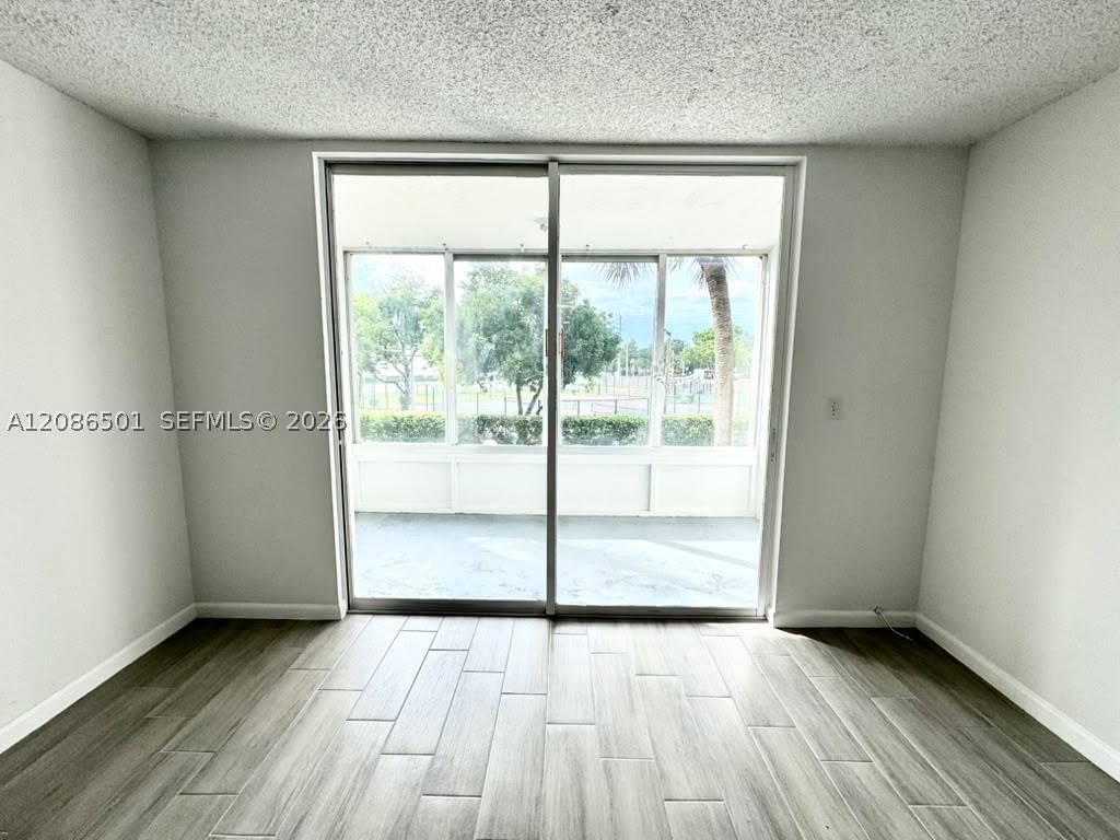 Real estate property located at 1800 81st Ave #1204, Broward, Courtyards Of Broward Con, North Lauderdale, FL
