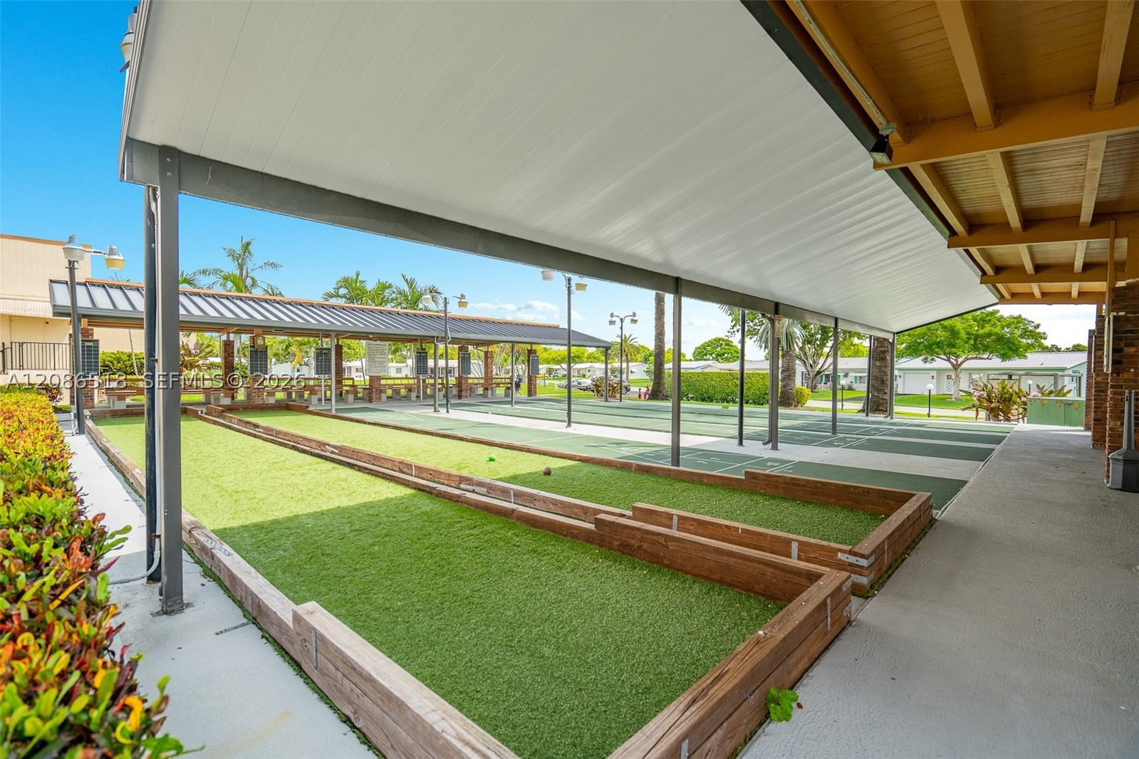 Real estate property located at 8543 13th Ct, Broward, Lauderdale West 2 Sec, Plantation, FL