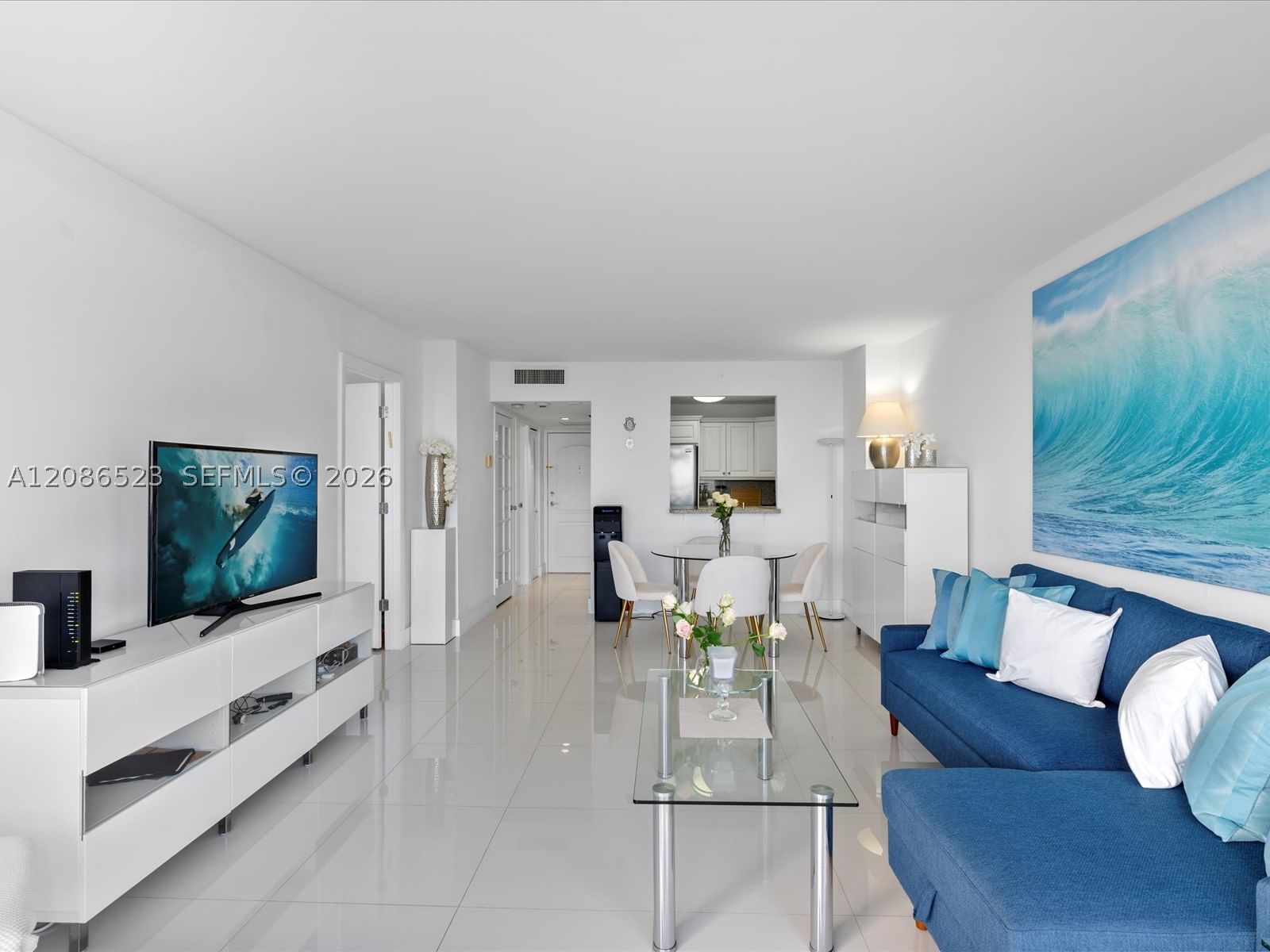 Real estate property located at 3675 Country Club Dr #1607, Miami-dade, Aventura Eldorado Condo, Aventura, FL