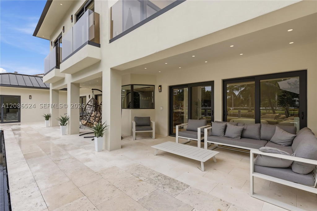 Real estate property located at 415 Holiday Dr, Broward, Golden Isles Estates Firs, Hallandale Beach, FL