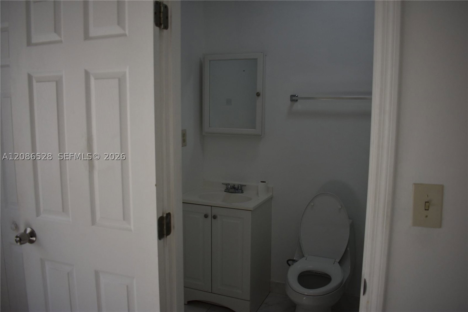 Real estate property located at 9029 152nd Ln, Miami-dade, West Lakes Gardens 2nd Ad, Miami Lakes, FL