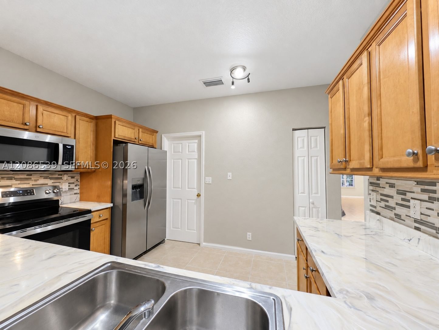 Real estate property located at 601 19th Ave, Broward, Pompano Springs Replat, Pompano Beach, FL