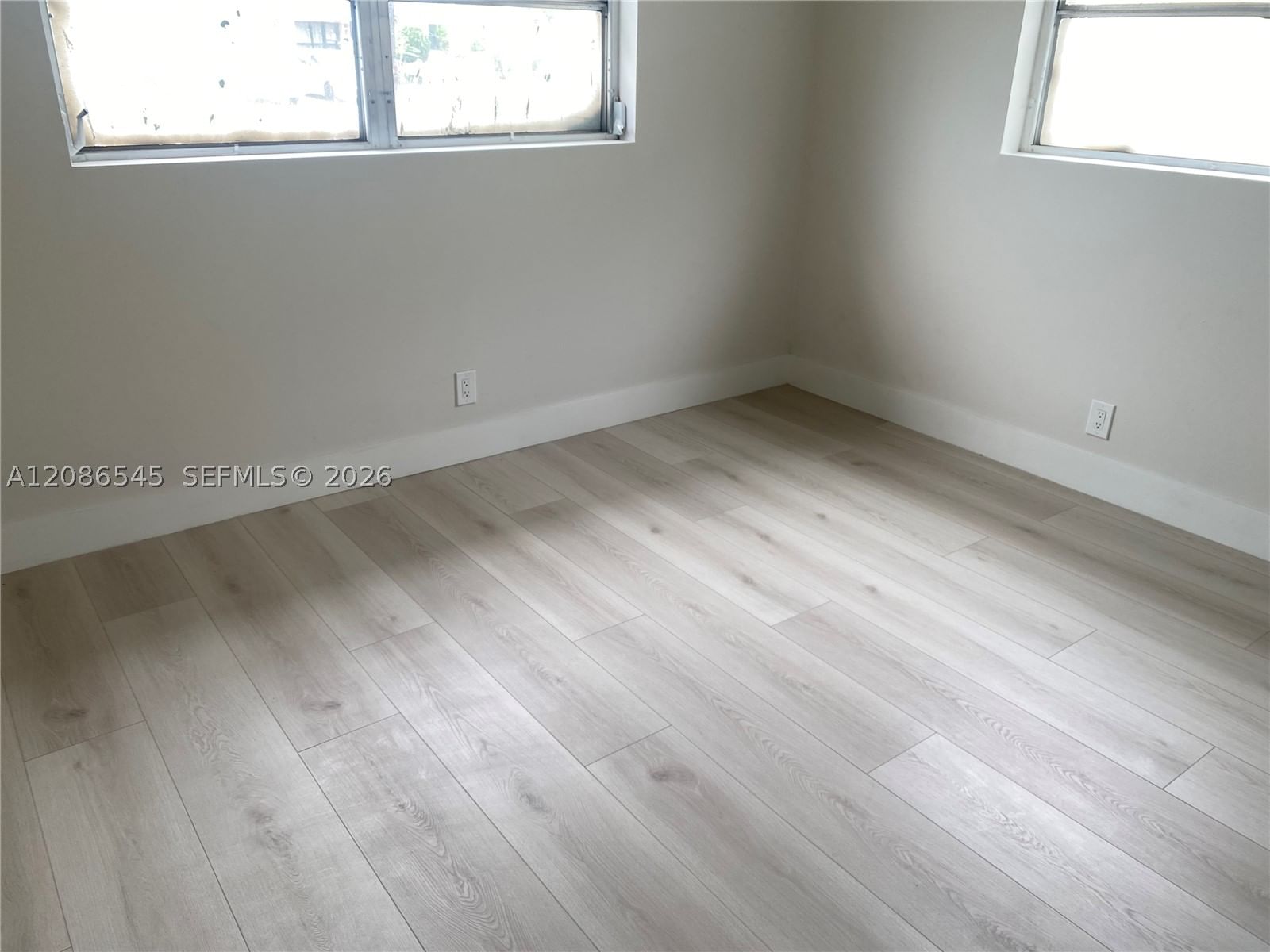 Real estate property located at 5010 22nd St, Broward, Castle Gardens No 2, Lauderhill, FL
