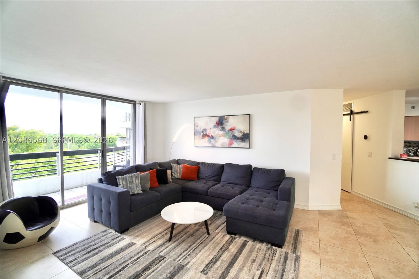 Real estate property located at 3400 192nd St #606, Miami-dade, Mystic Pointe Tower 600 C, Aventura, FL