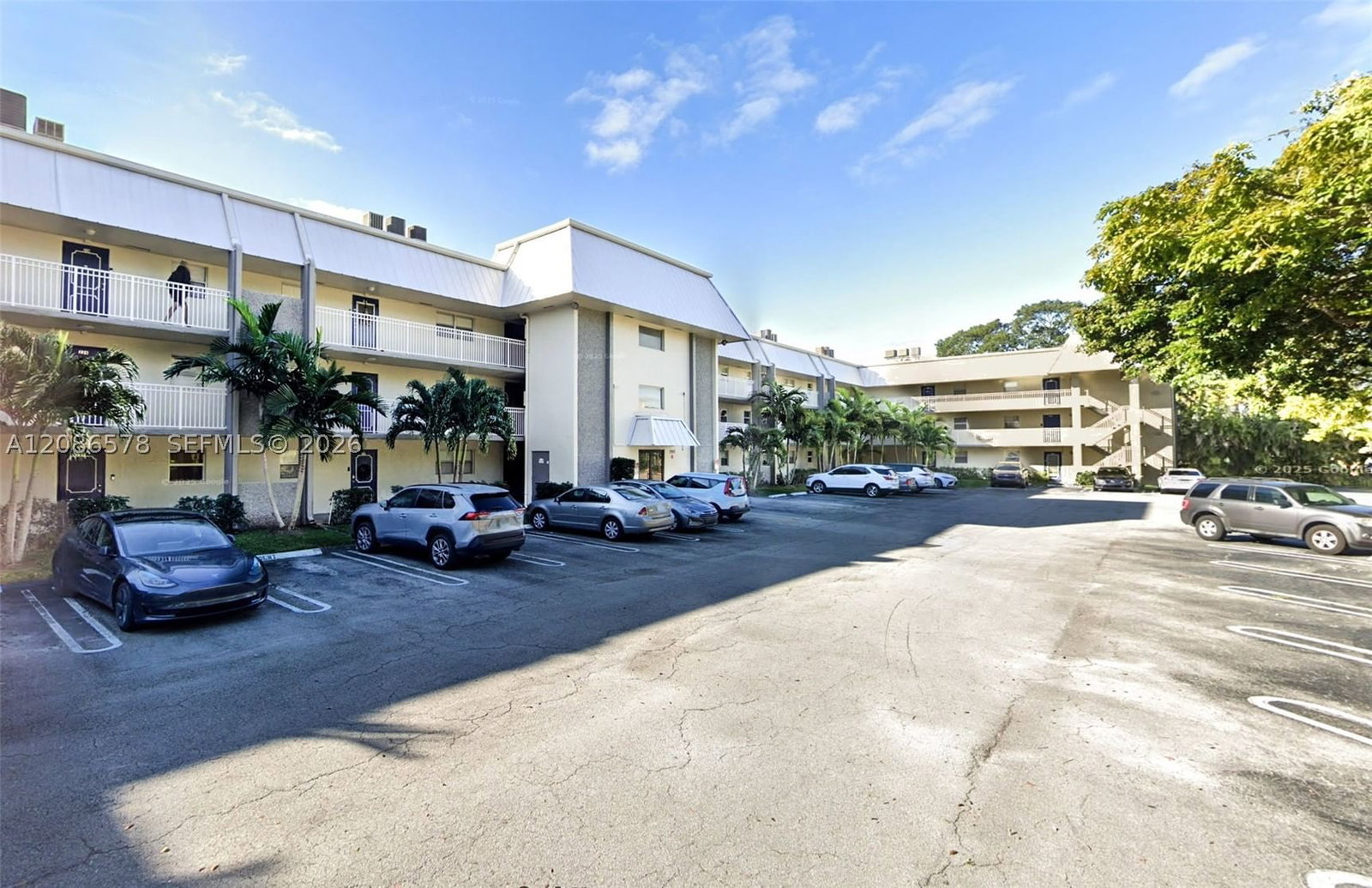 Real estate property located at 2980 Riverside Dr #227-3, Broward, Foxwood Hollow At Coral S, Coral Springs, FL