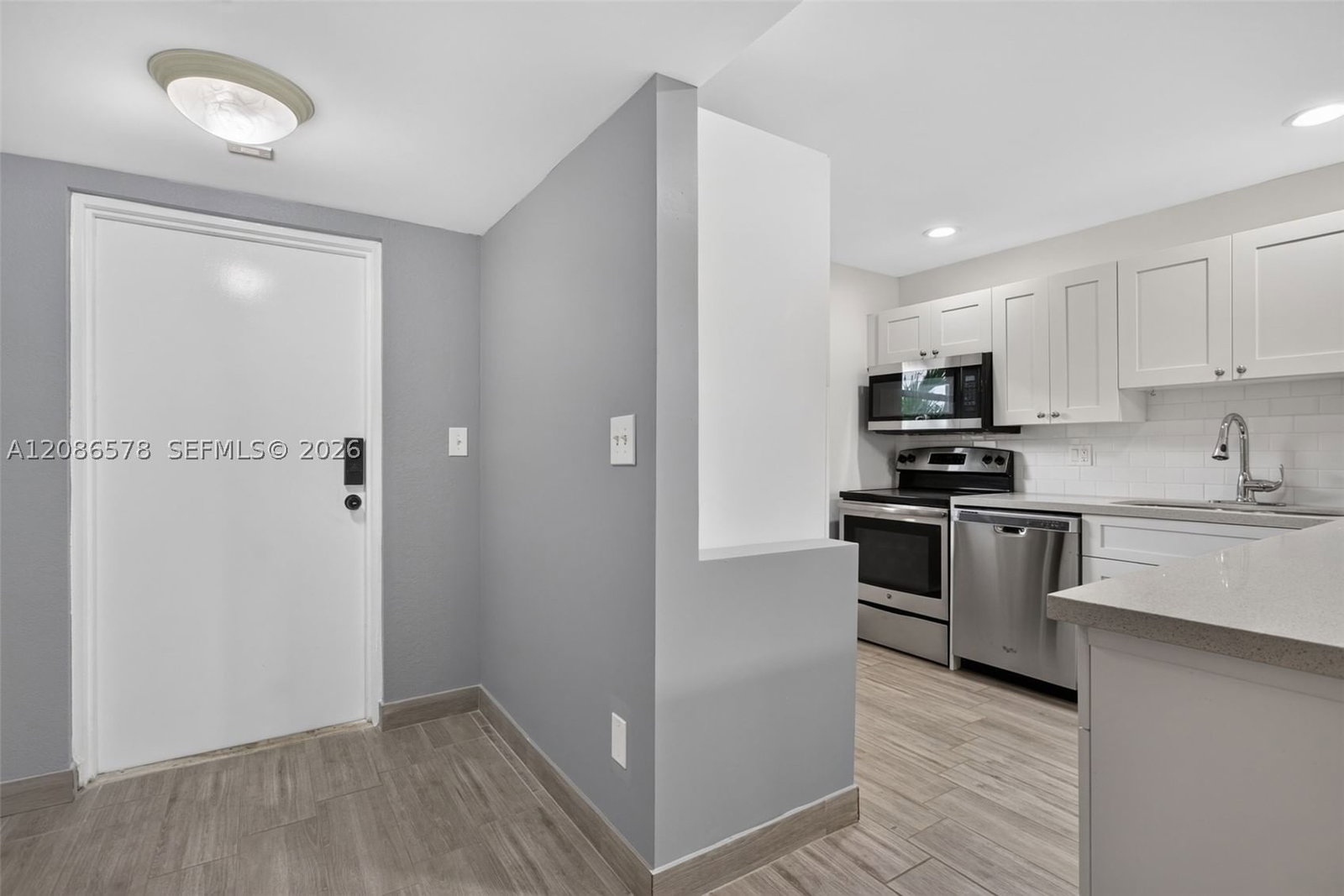 Real estate property located at 2980 Riverside Dr #227-3, Broward, Foxwood Hollow At Coral S, Coral Springs, FL