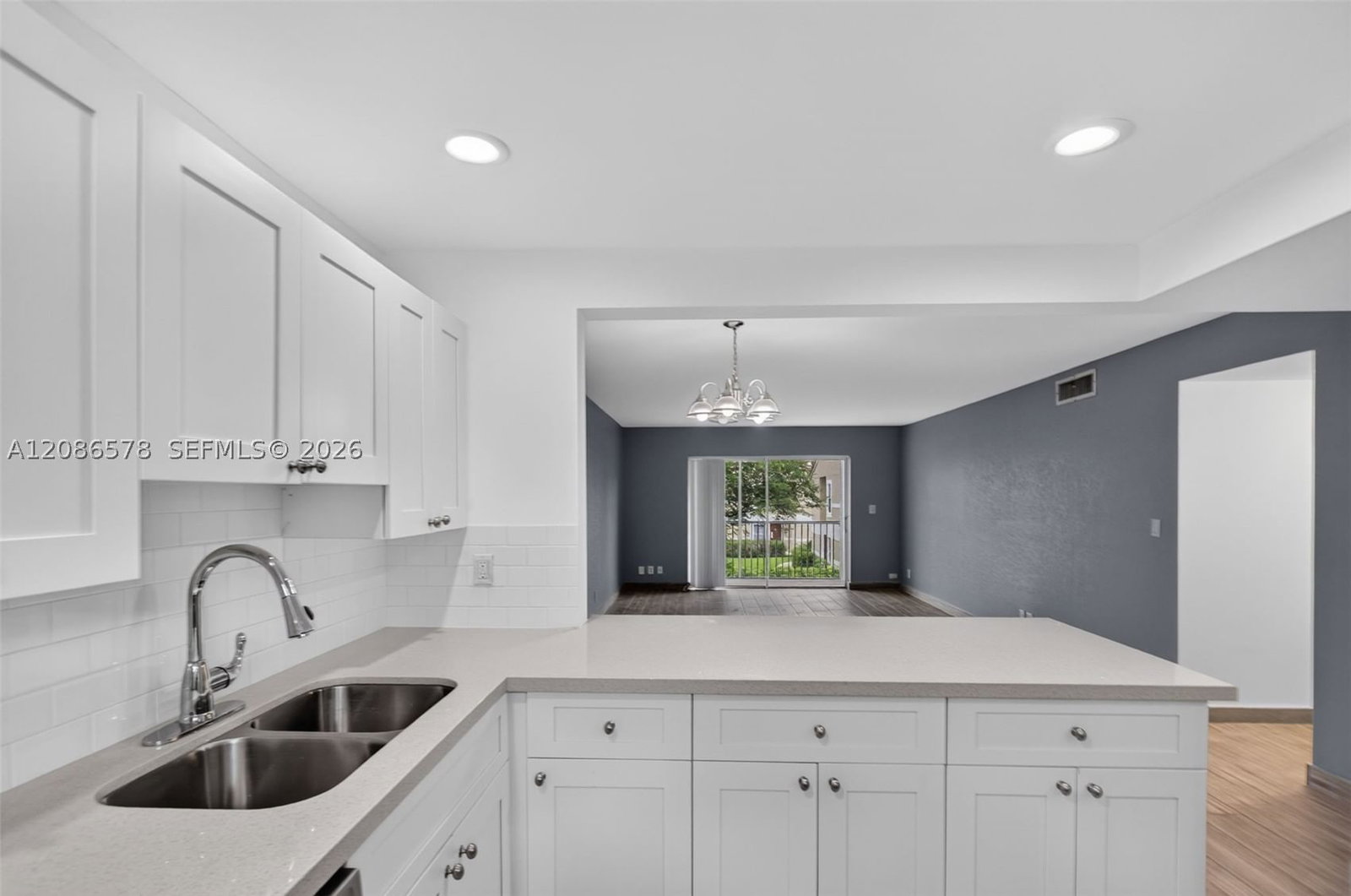 Real estate property located at 2980 Riverside Dr #227-3, Broward, Foxwood Hollow At Coral S, Coral Springs, FL