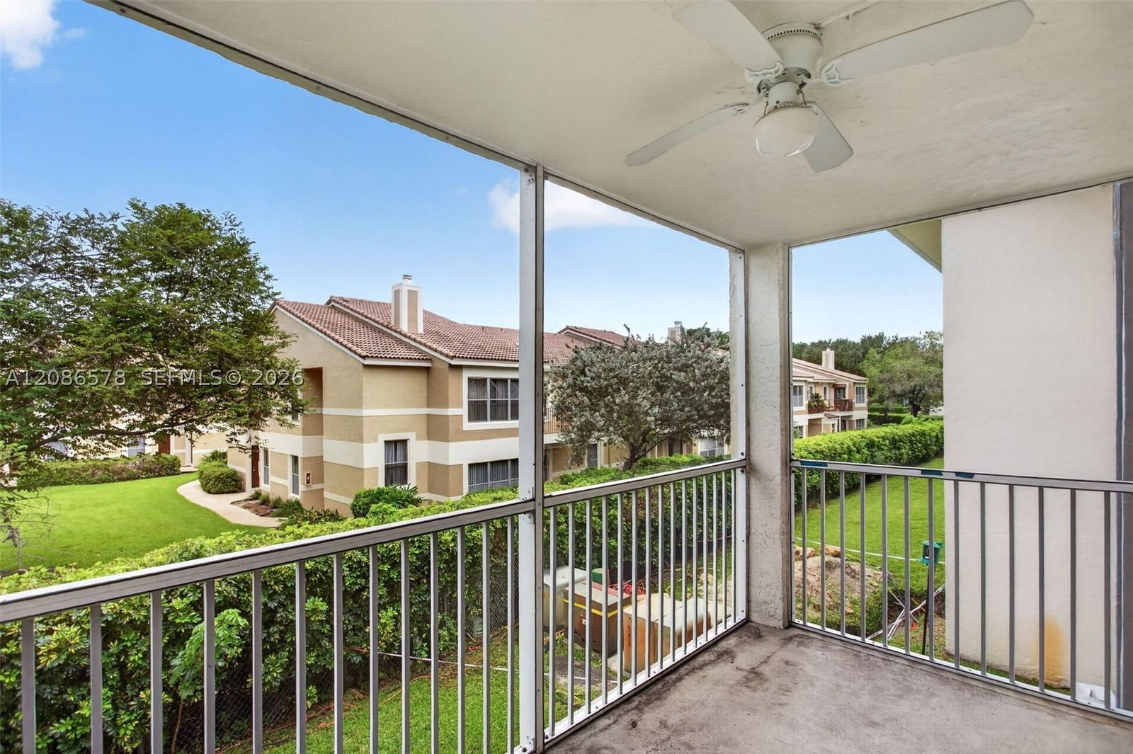 Real estate property located at 2980 Riverside Dr #227-3, Broward, Foxwood Hollow At Coral S, Coral Springs, FL