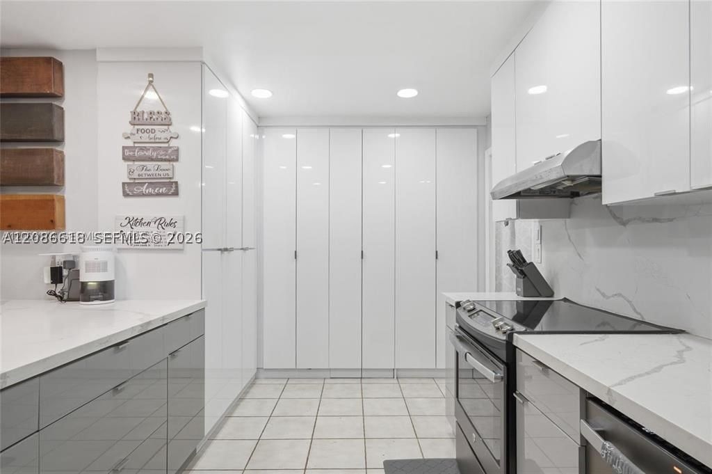 Real estate property located at 341 54th Ave, Broward, Plantation Park Third Add, Plantation, FL
