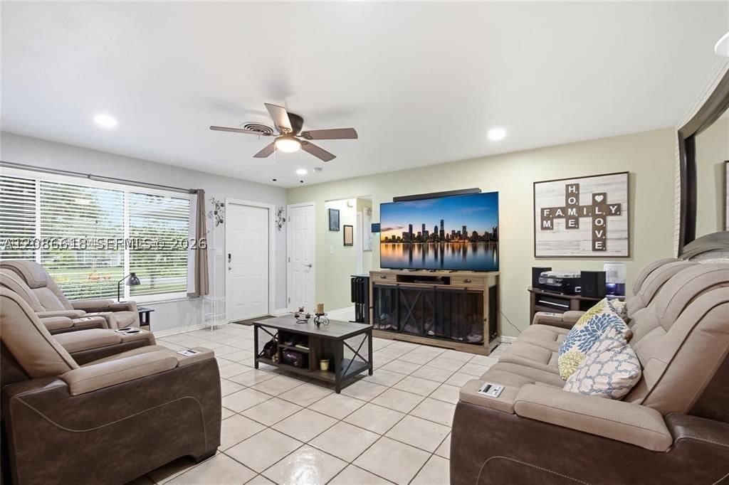 Real estate property located at 341 54th Ave, Broward, Plantation Park Third Add, Plantation, FL