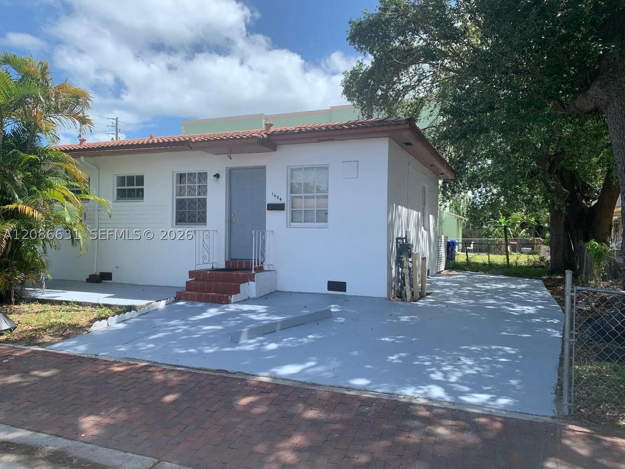 Real estate property located at 600 16th Ave, Miami-dade, Lawrence Estates Land Cos, Miami, FL