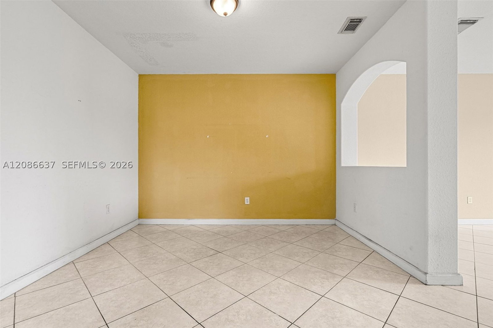 Real estate property located at 11401 76th Ter, Miami-dade, Doral Isles North Sec Two, Doral, FL