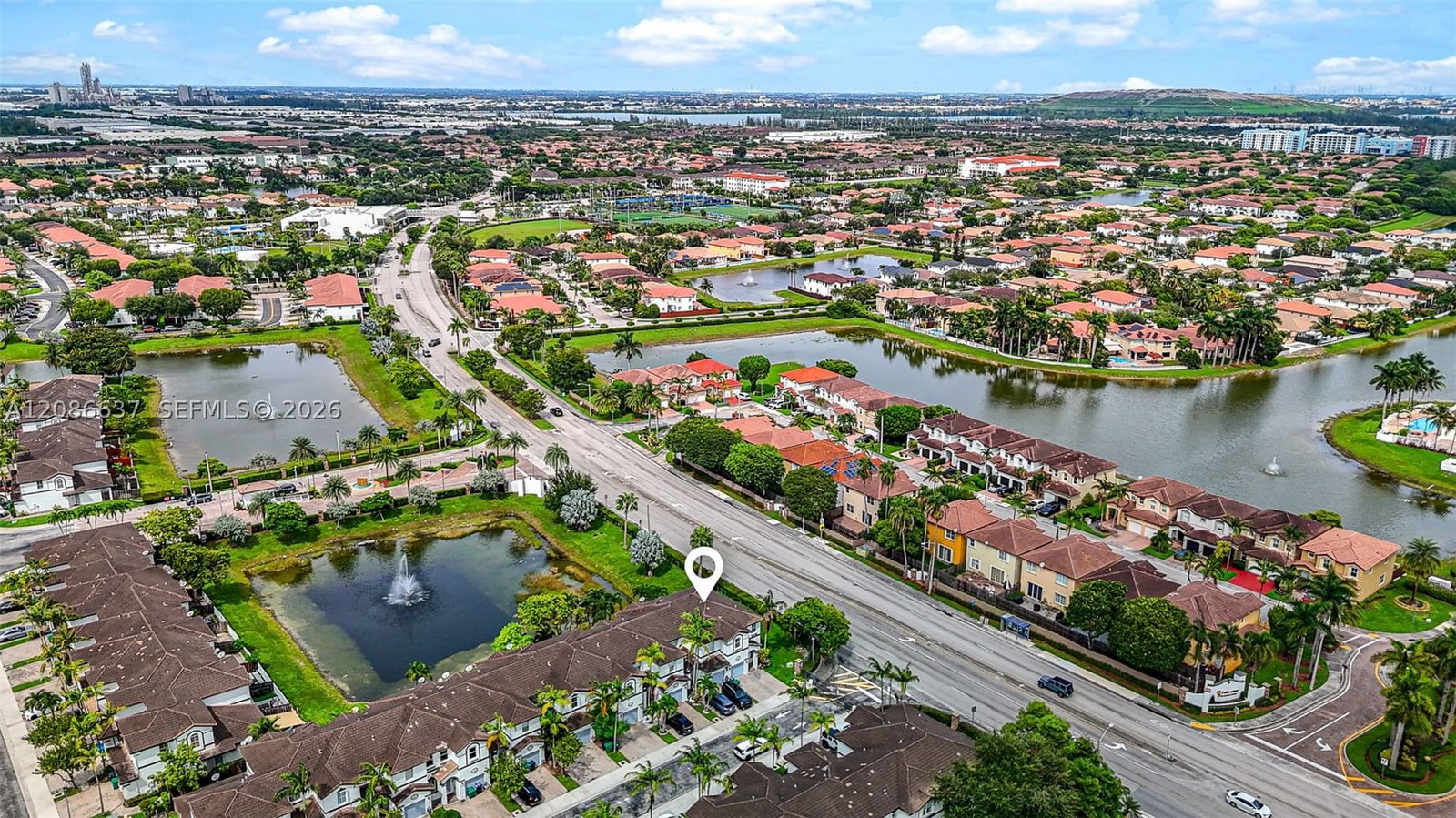 Real estate property located at 11401 76th Ter, Miami-dade, Doral Isles North Sec Two, Doral, FL