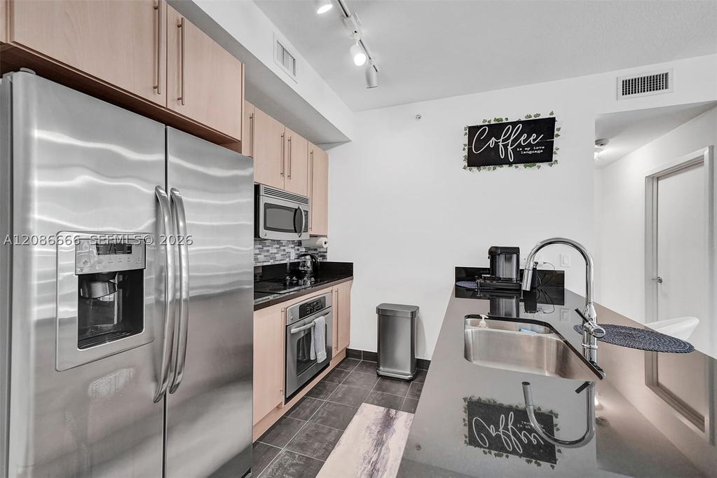 Real estate property located at 79 12th St #3608-S, Miami-dade, The Axis On Brickell Cond, Miami, FL