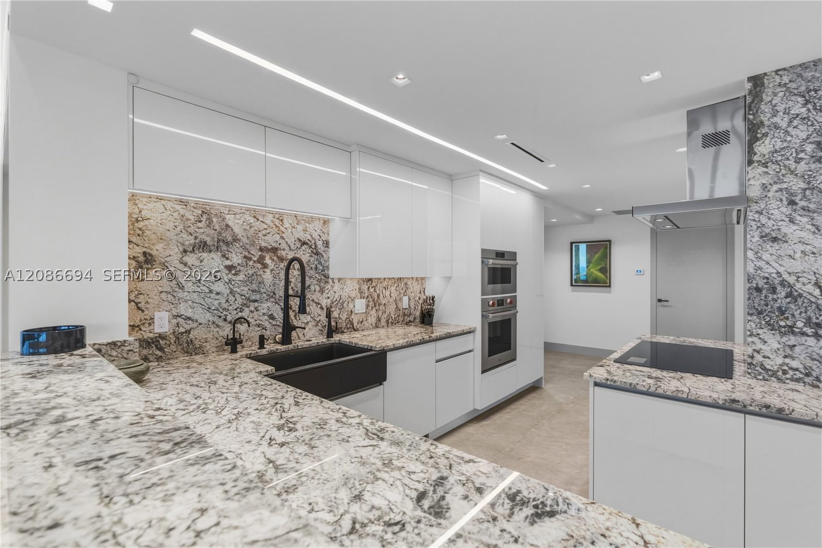 Real estate property located at 6051 Ocean Dr #1601, Broward, Renaissance On The Ocean, Hollywood, FL