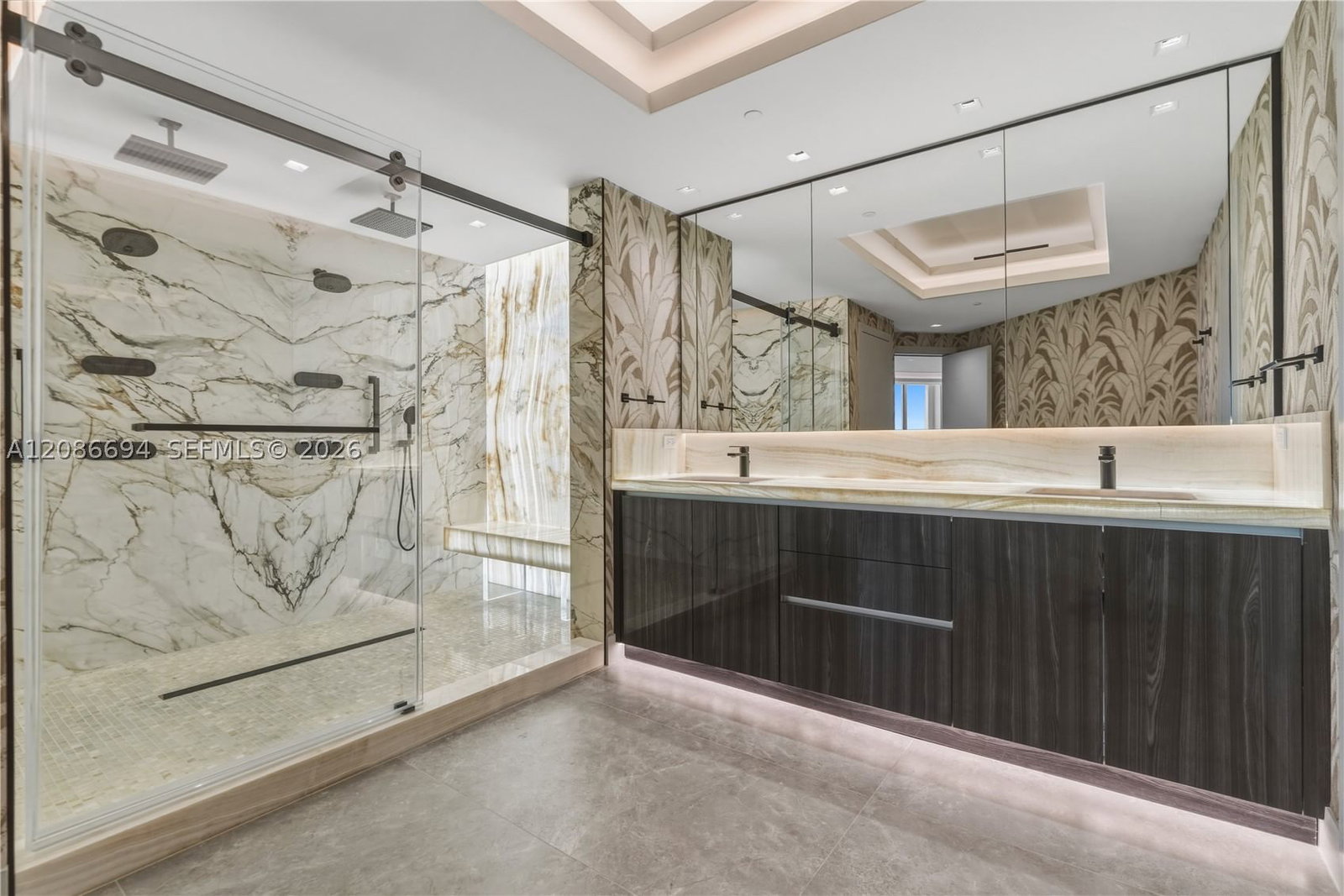 Real estate property located at 6051 Ocean Dr #1601, Broward, Renaissance On The Ocean, Hollywood, FL