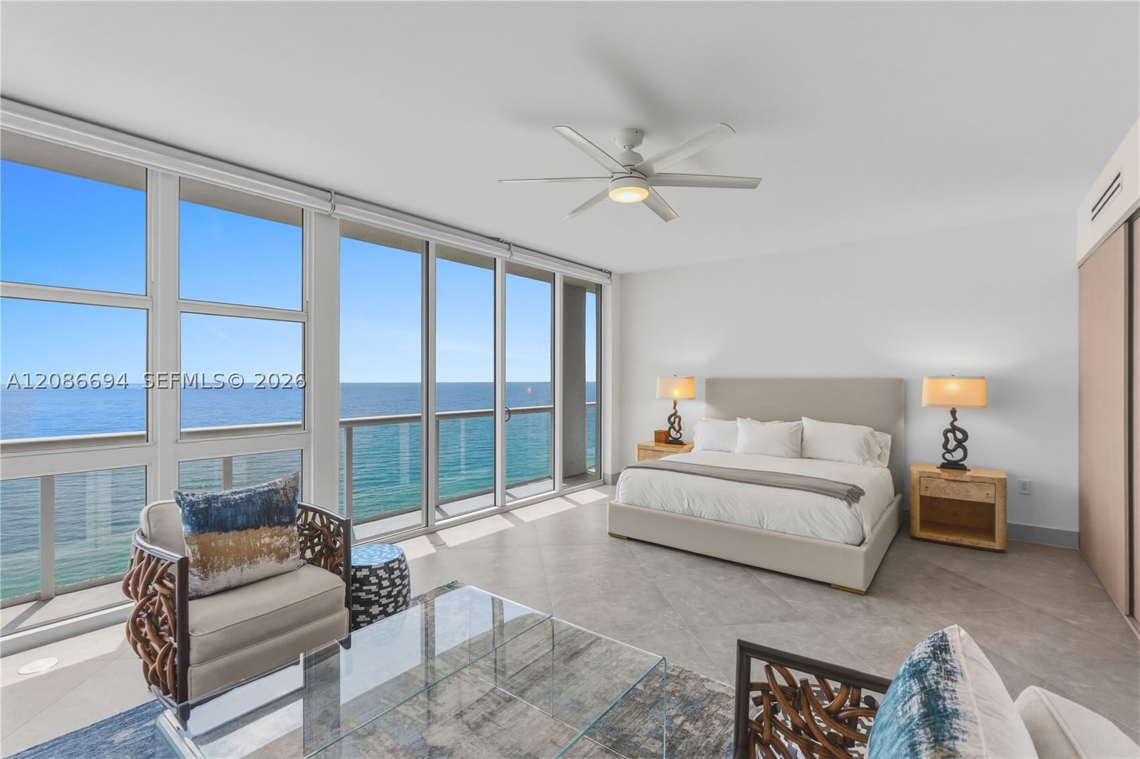 Real estate property located at 6051 Ocean Dr #1601, Broward, Renaissance On The Ocean, Hollywood, FL