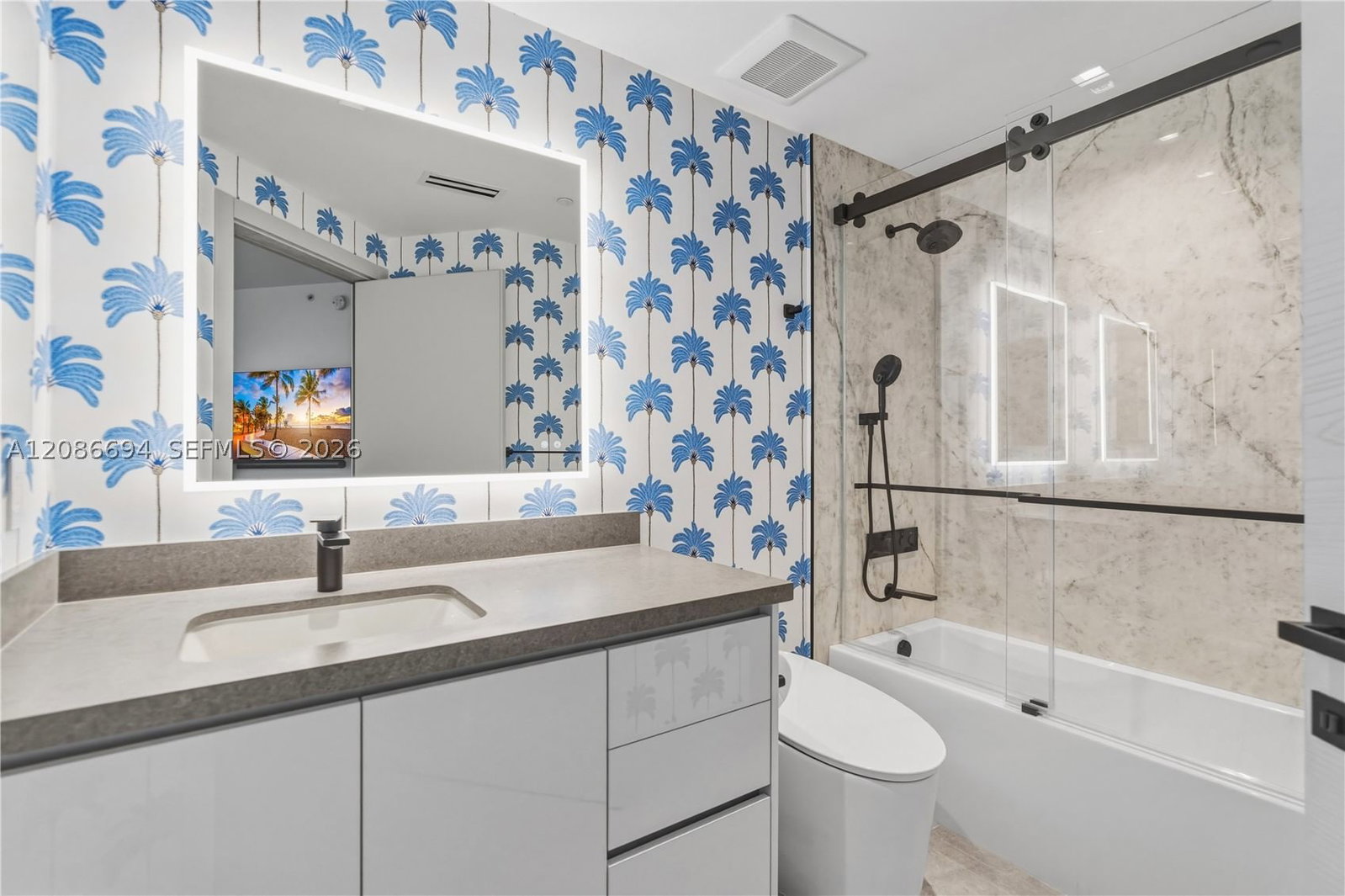 Real estate property located at 6051 Ocean Dr #1601, Broward, Renaissance On The Ocean, Hollywood, FL