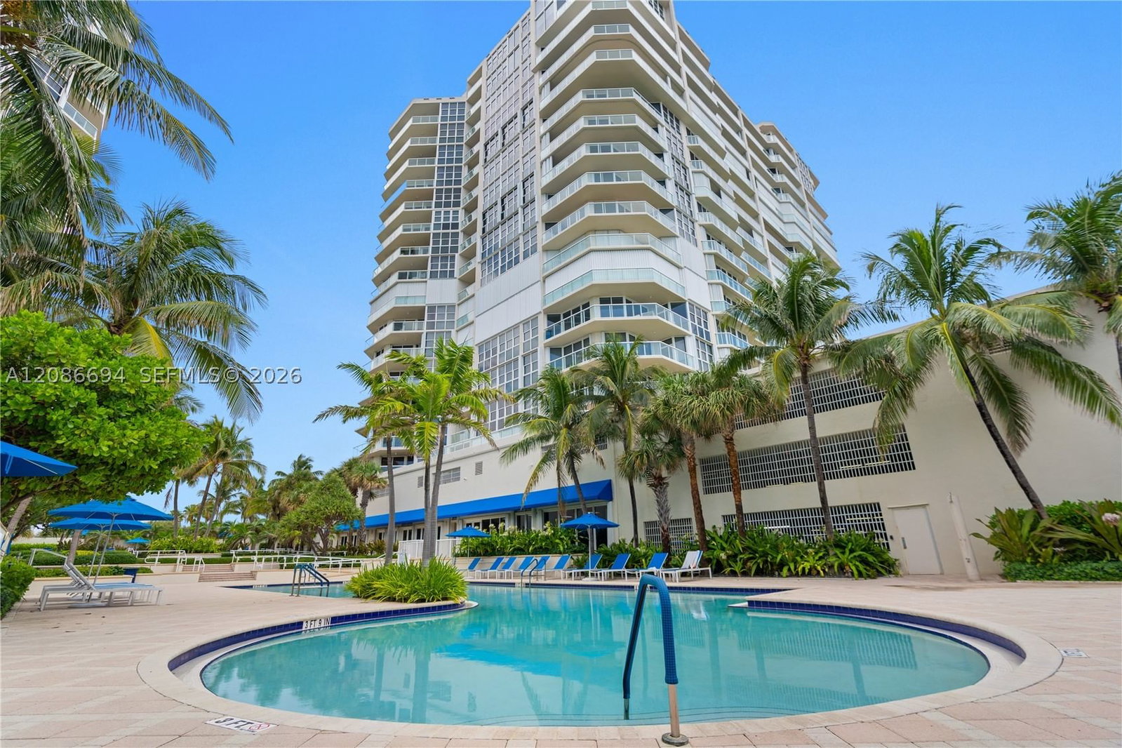 Real estate property located at 6051 Ocean Dr #1601, Broward, Renaissance On The Ocean, Hollywood, FL