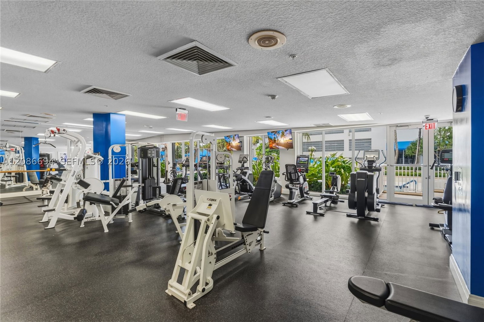 Real estate property located at 6051 Ocean Dr #1601, Broward, Renaissance On The Ocean, Hollywood, FL