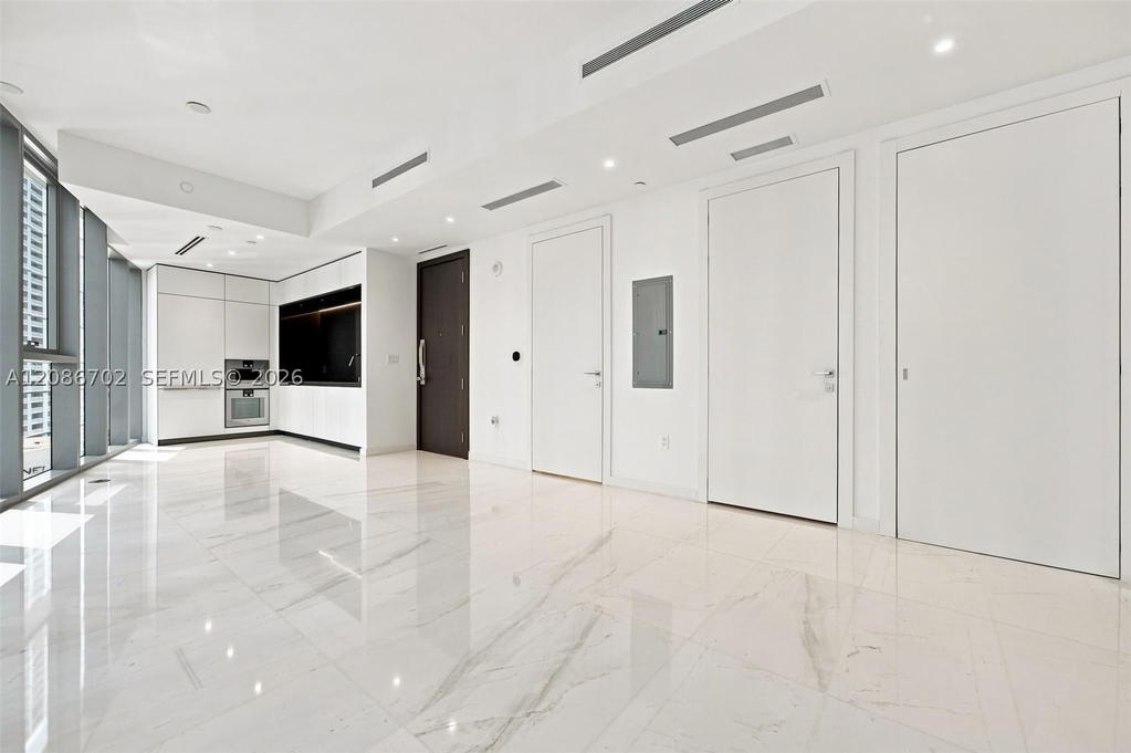 Real estate property located at 300 Biscayne Blvd Way #1106, Miami-dade, Aston Martin Residences, Miami, FL