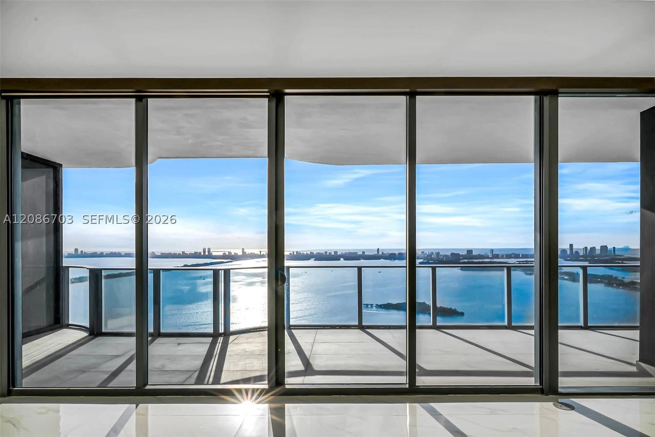Real estate property located at 725 NE 24TH ST #3002A, Miami-dade, Aria Reserve North Condo, Miami, FL