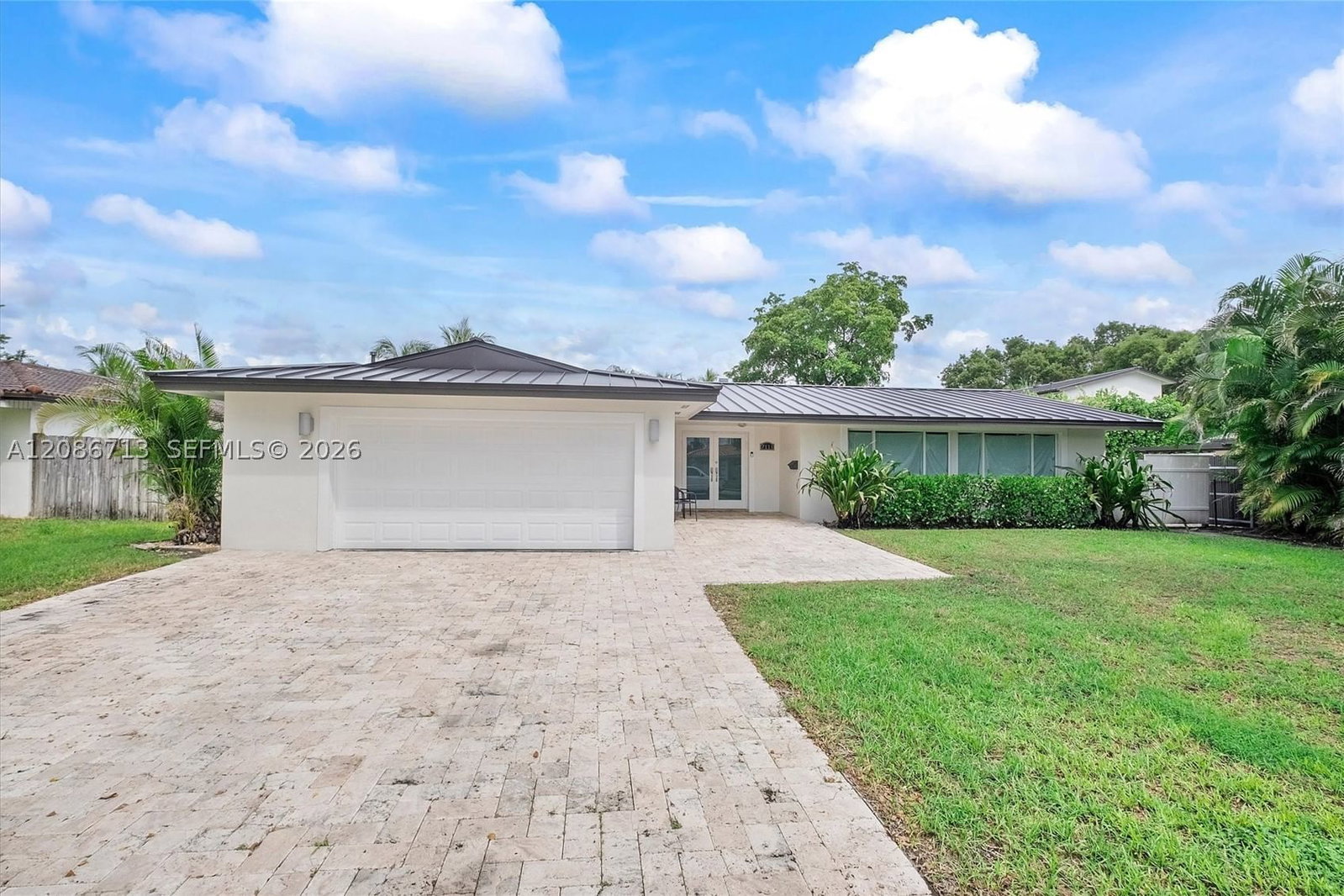 Real estate property located at 7111 Bamboo St, Miami-dade, Miami Lakes Sec 6, Miami Lakes, FL