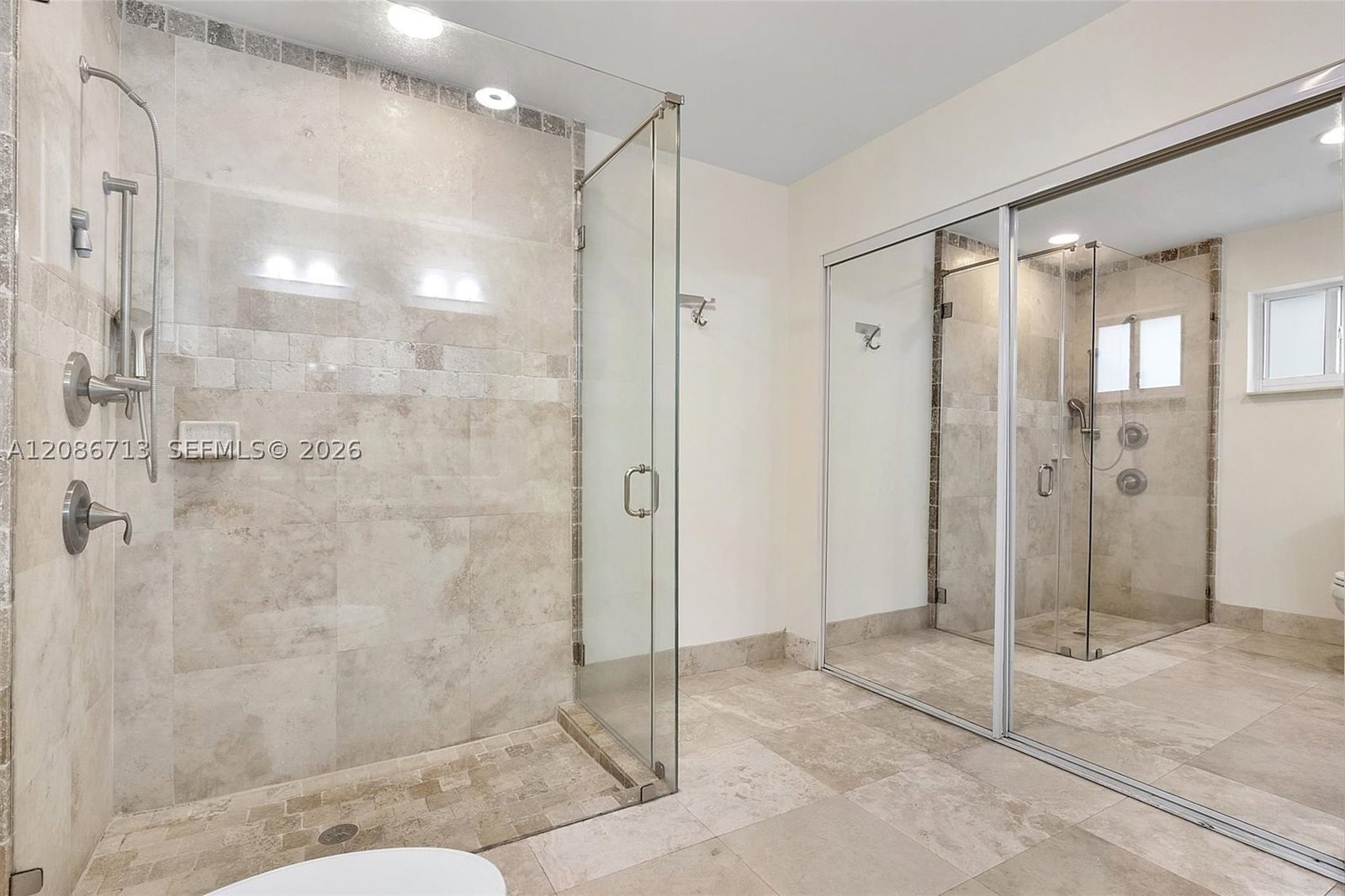 Real estate property located at 7111 Bamboo St, Miami-dade, Miami Lakes Sec 6, Miami Lakes, FL