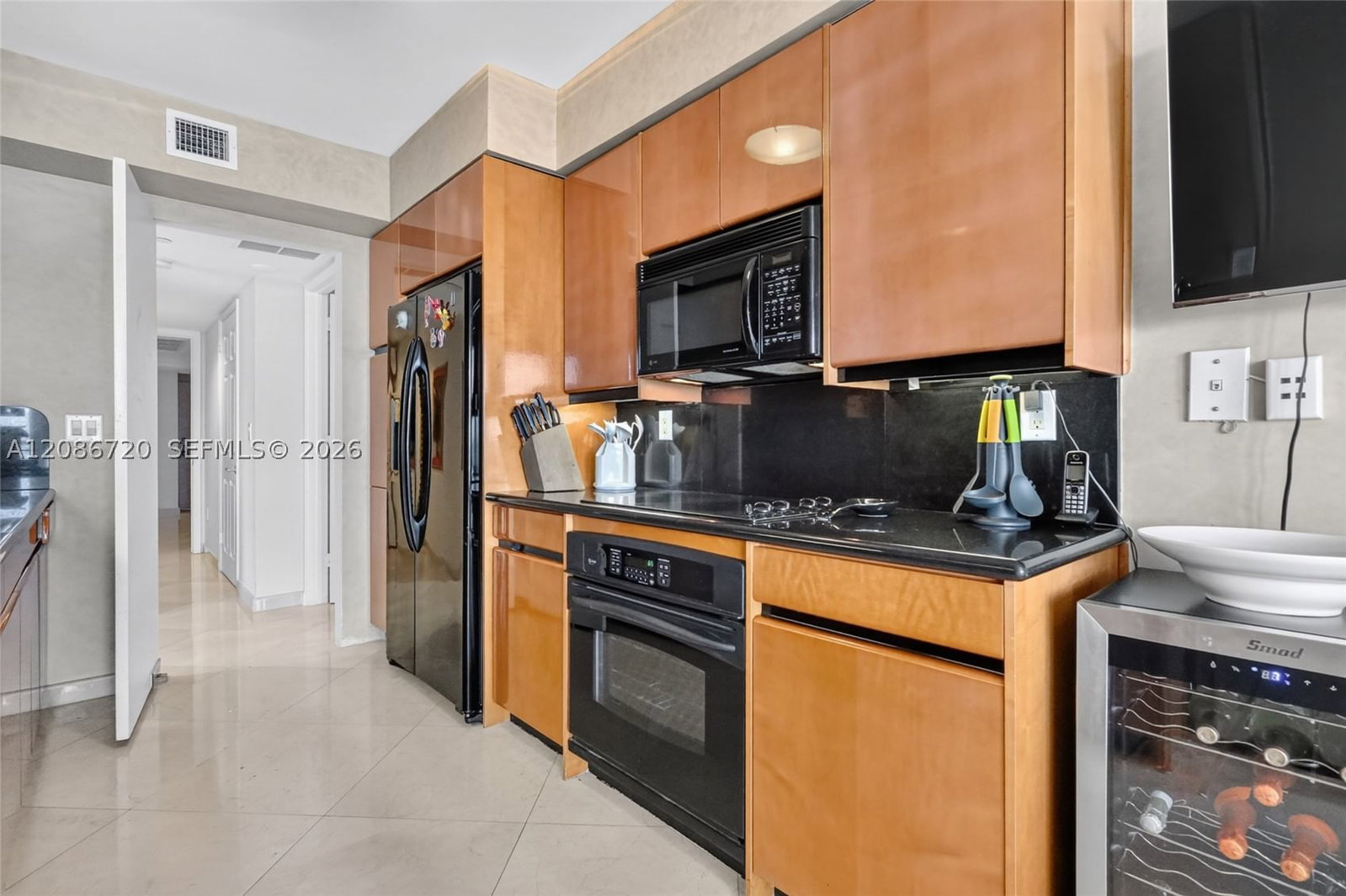 Real estate property located at 18671 Collins Ave #2501, Miami-dade, Millennium Condo, Sunny Isles Beach, FL