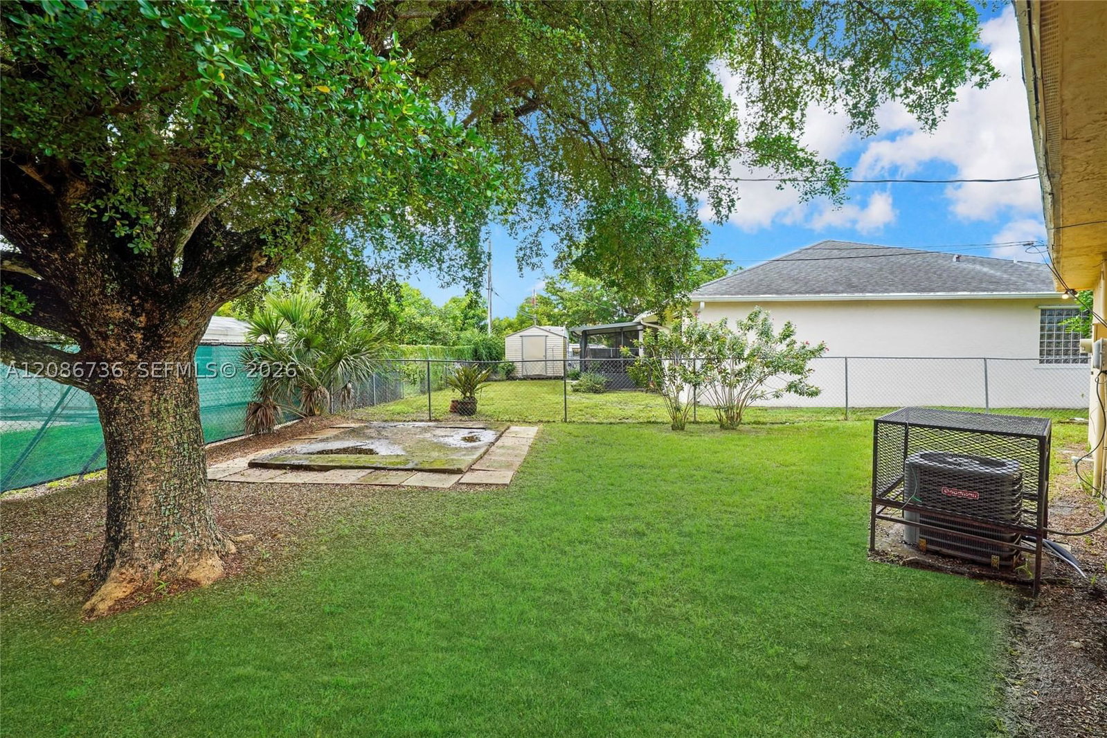 Real estate property located at 5618 Cinnamon Dr, Palm Beach, Forest Hill Village, West Palm Beach, FL