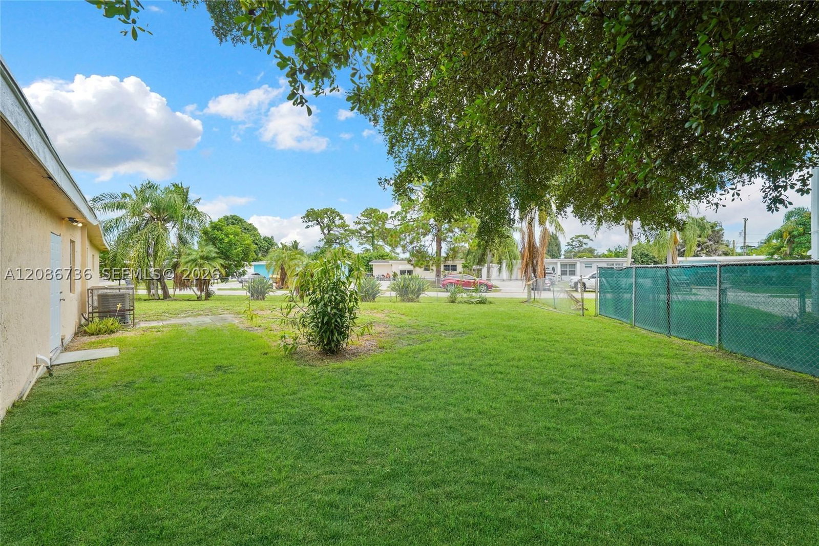 Real estate property located at 5618 Cinnamon Dr, Palm Beach, Forest Hill Village, West Palm Beach, FL