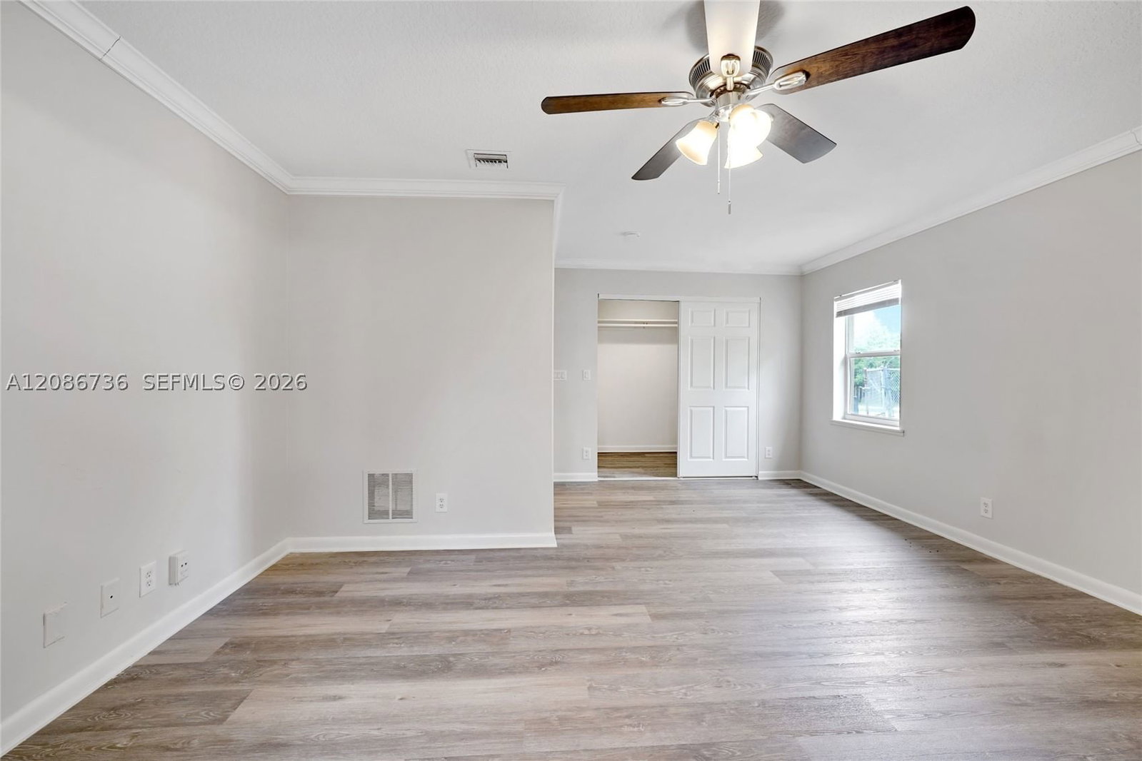 Real estate property located at 5618 Cinnamon Dr, Palm Beach, Forest Hill Village, West Palm Beach, FL