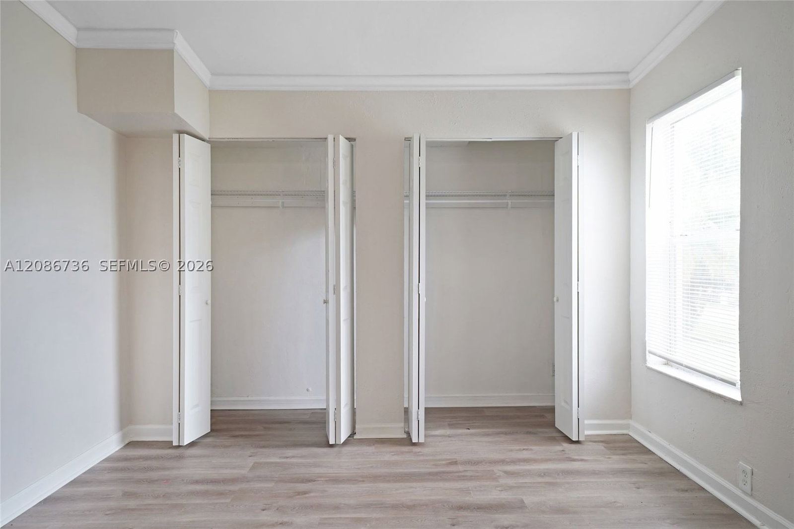 Real estate property located at 5618 Cinnamon Dr, Palm Beach, Forest Hill Village, West Palm Beach, FL