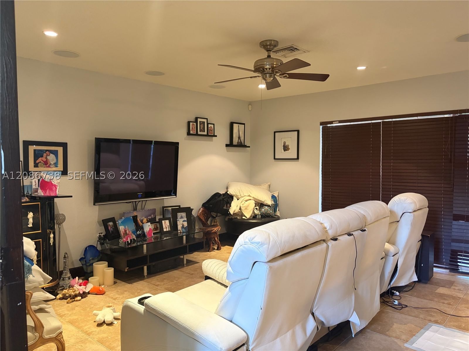 Real estate property located at 4300 153rd Ave, Broward, Replat Of Country Lakes, Miramar, FL